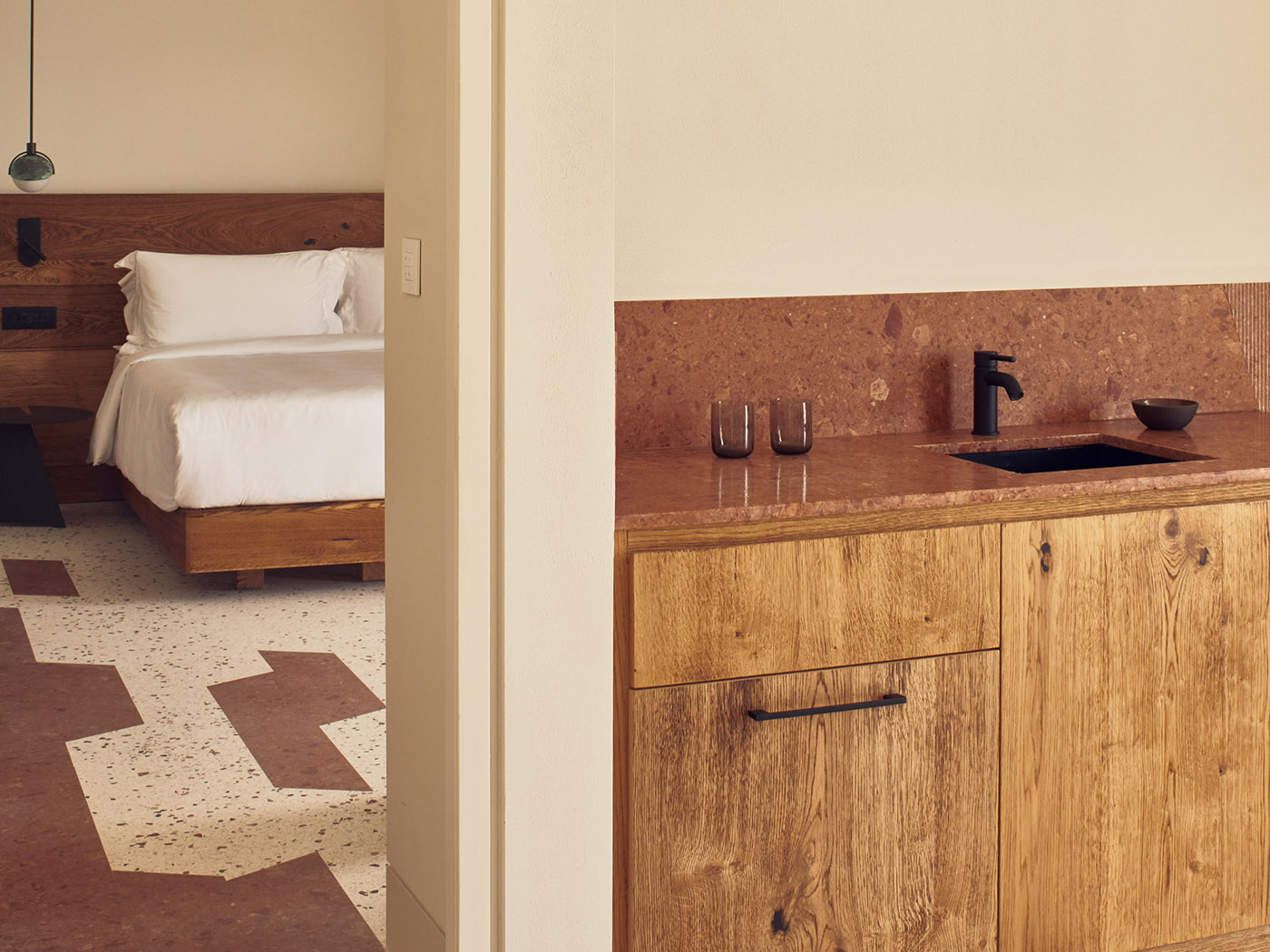 Nous Santorini Deluxe Pool Suites V2 R 05