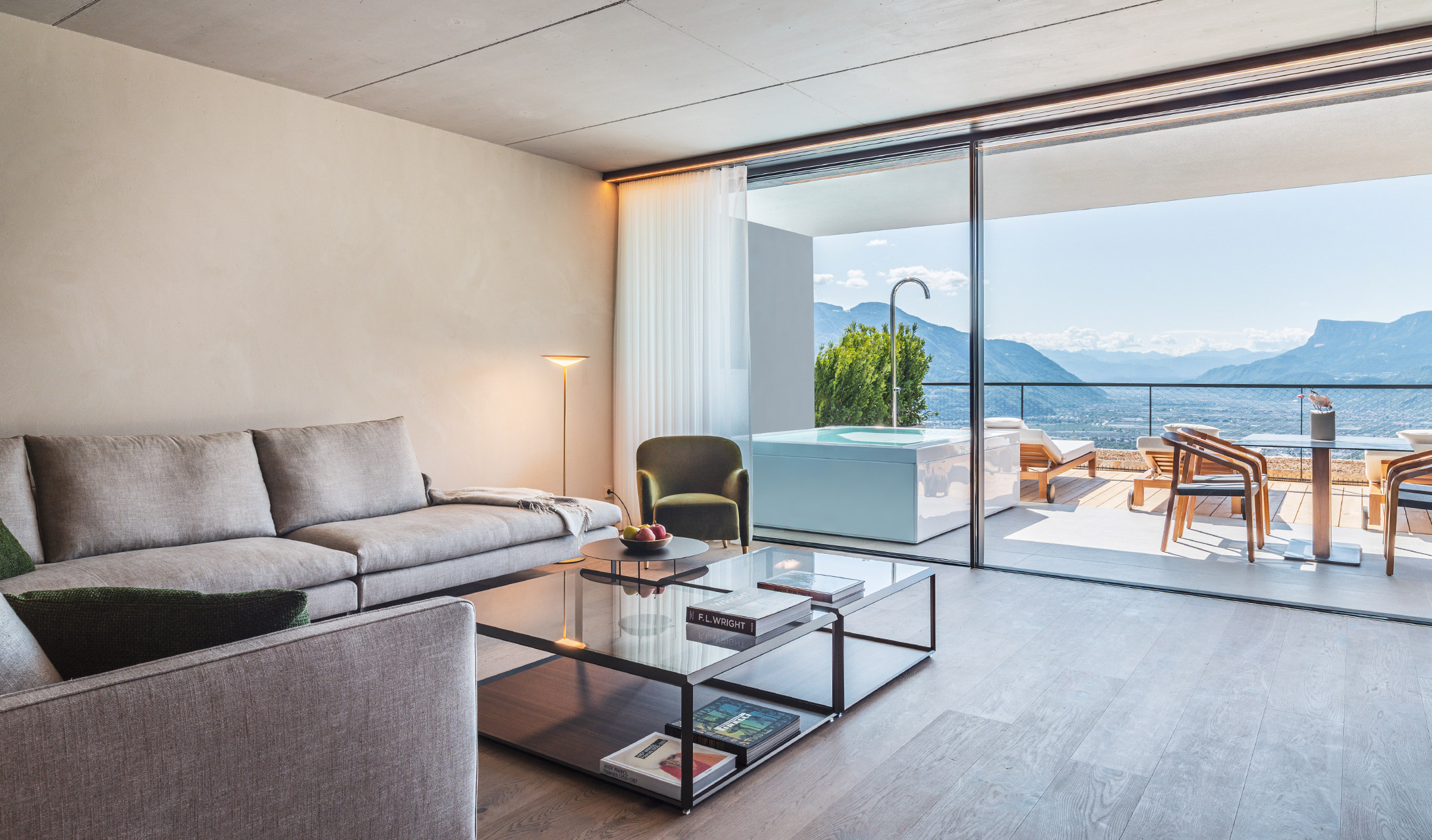 G 14 Arua Private Spa Villas