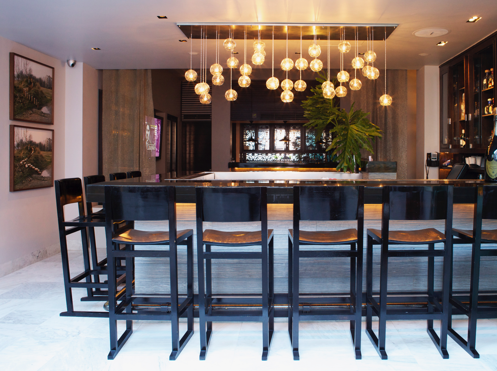 006 Hotel Matilda Bar