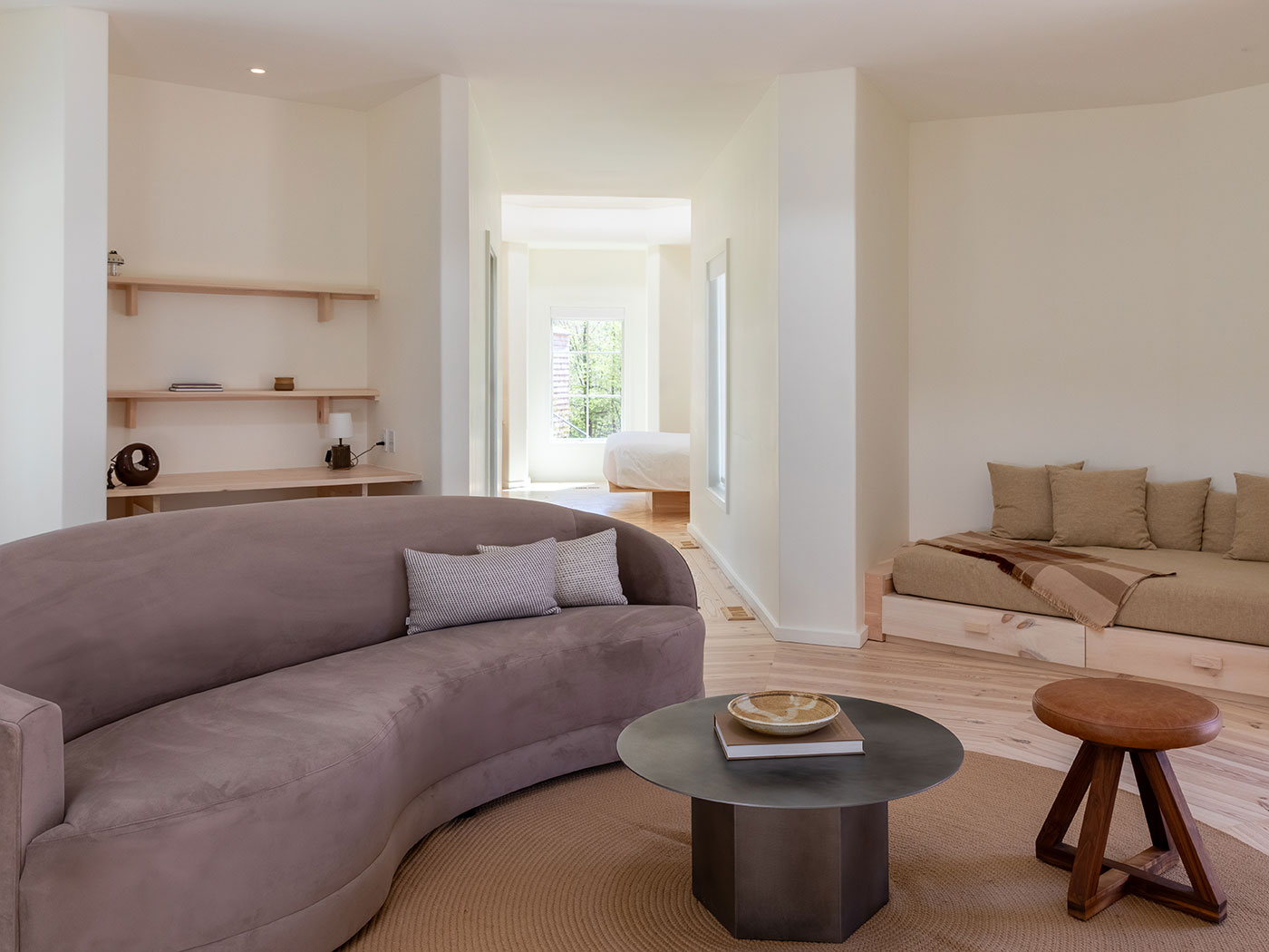 Scribners Catskill Lodge Round Suite ADA R V2 03