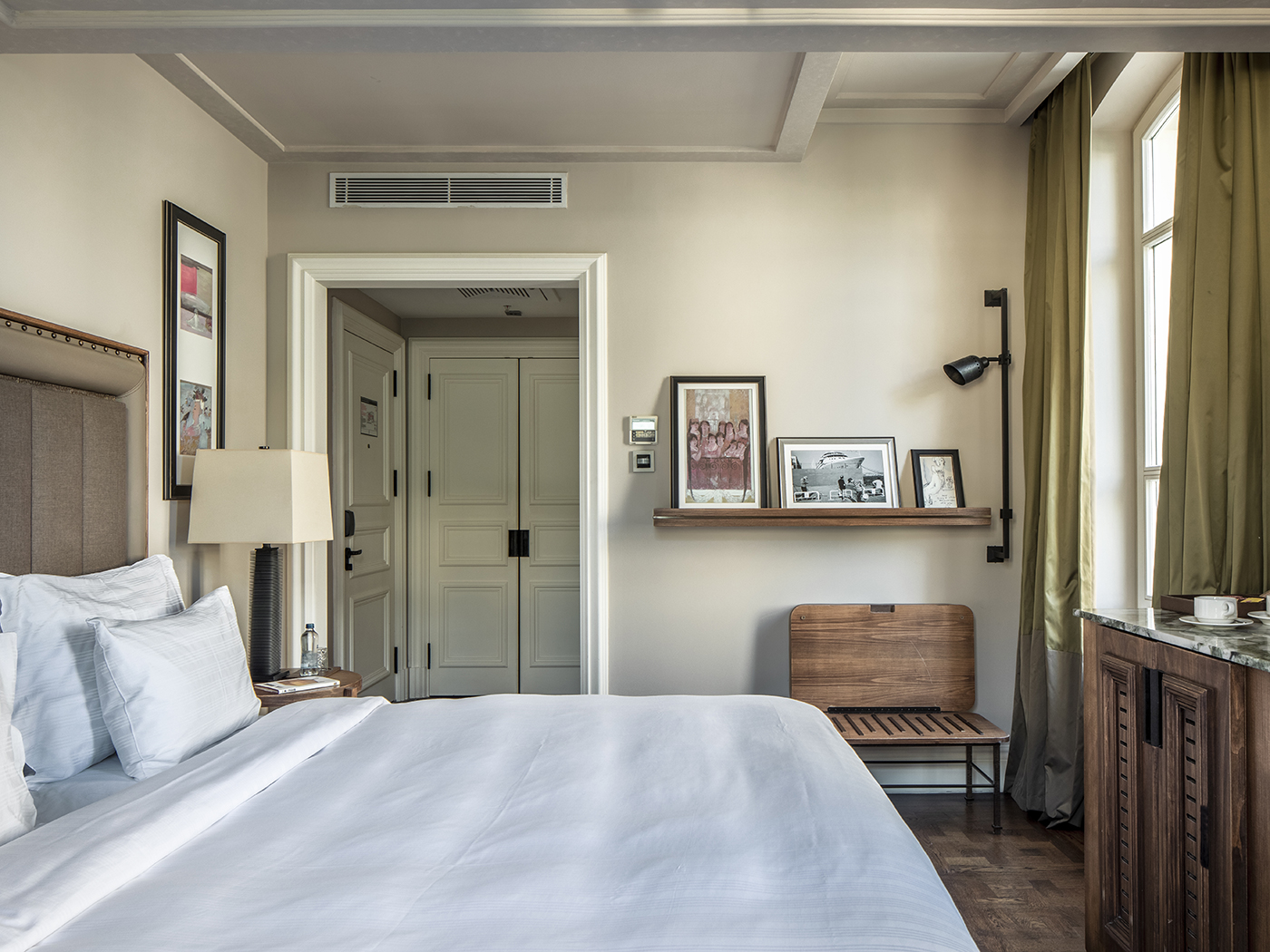 Bank Hotel Istanbul Superior King Room R 01