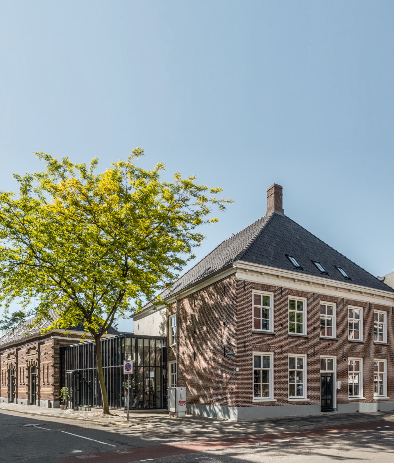 Kazerne Architecture (1)