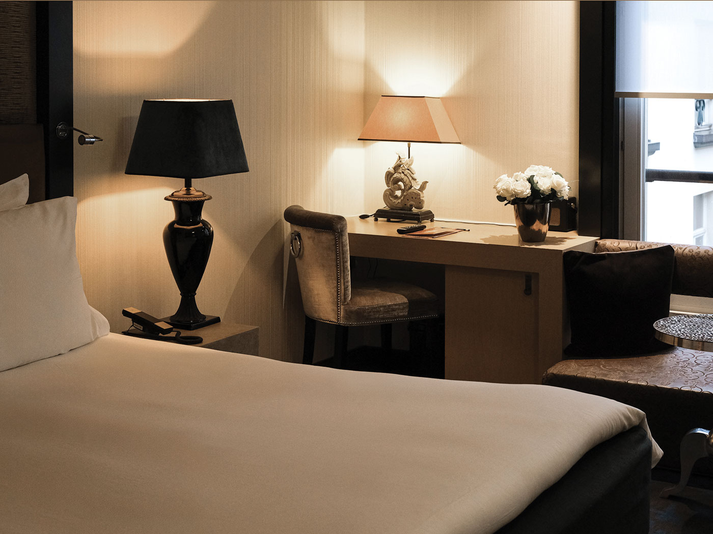 The Dominican Courtyard Room V2 R 03