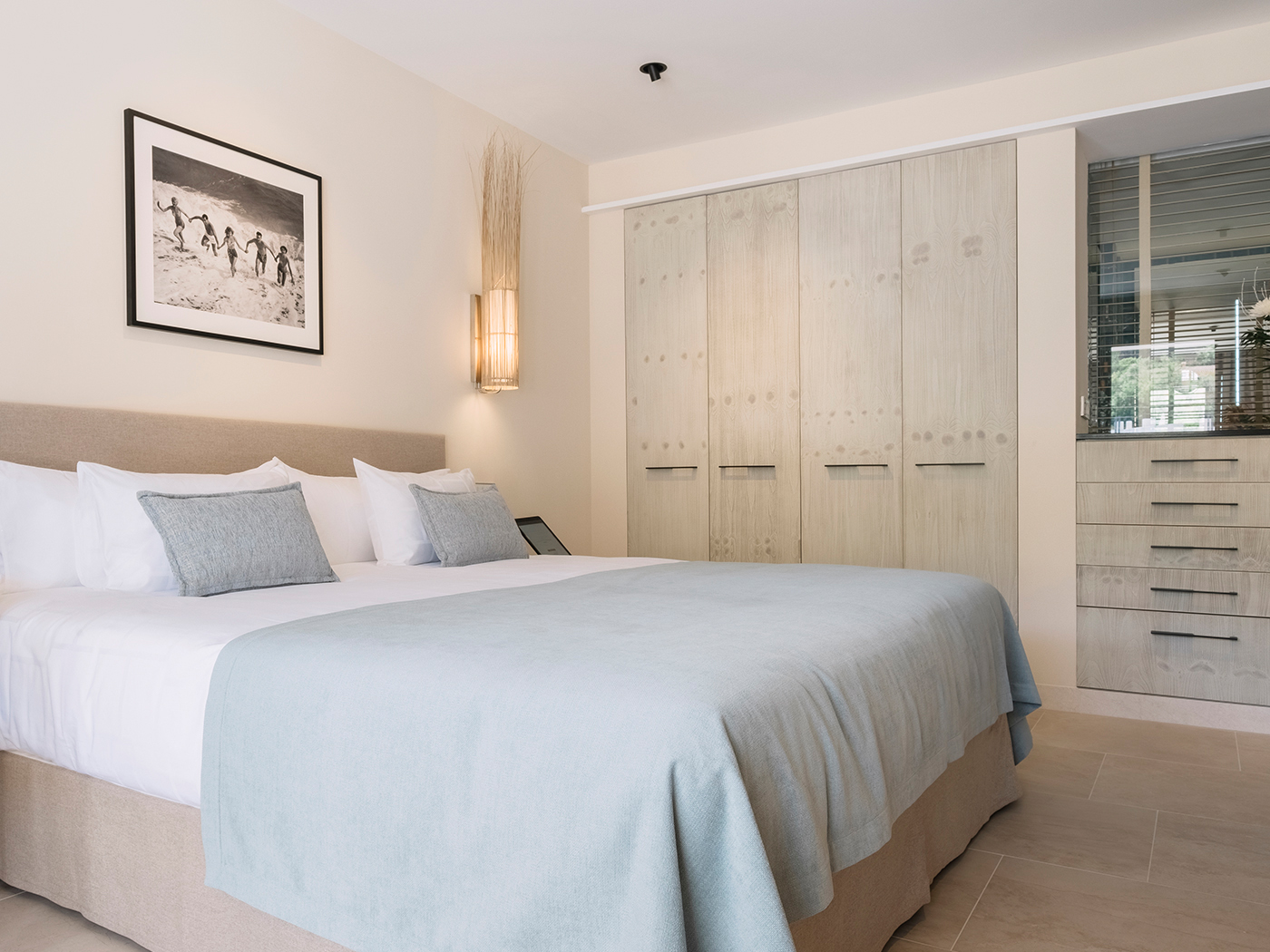 El Vicenc De La Mar Suite Pool V3 R 02