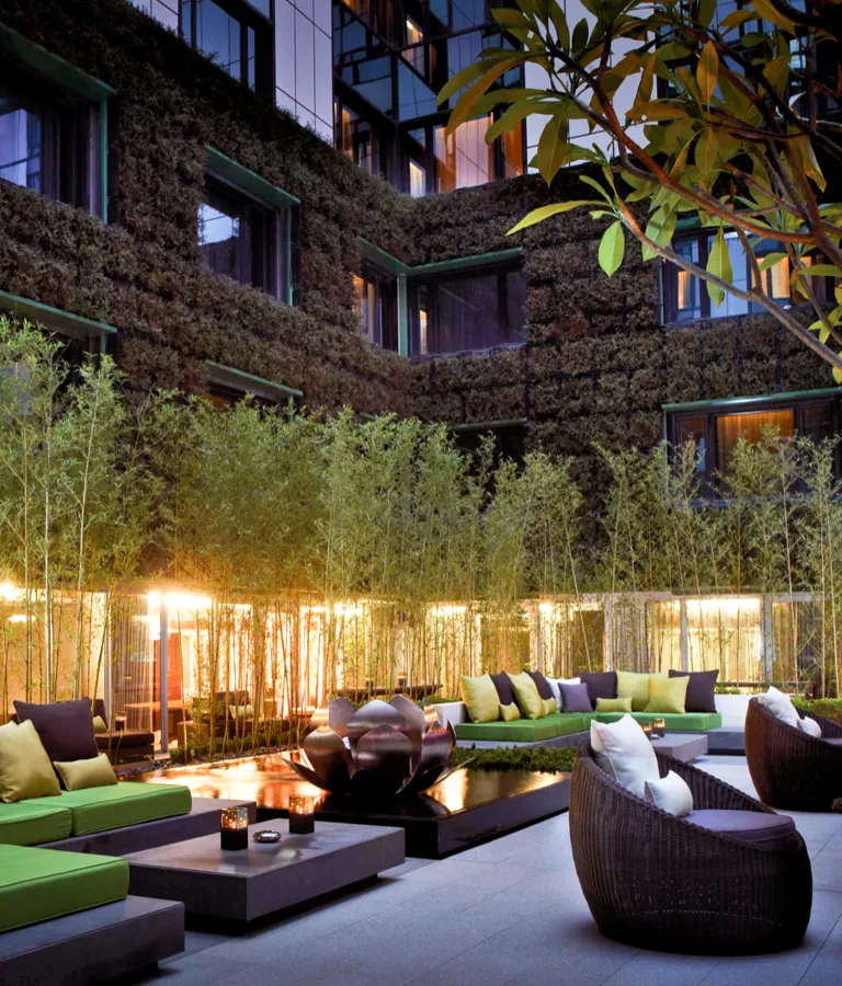 The Mira Hong Kong Theme Box 02 Food And Drink (1)