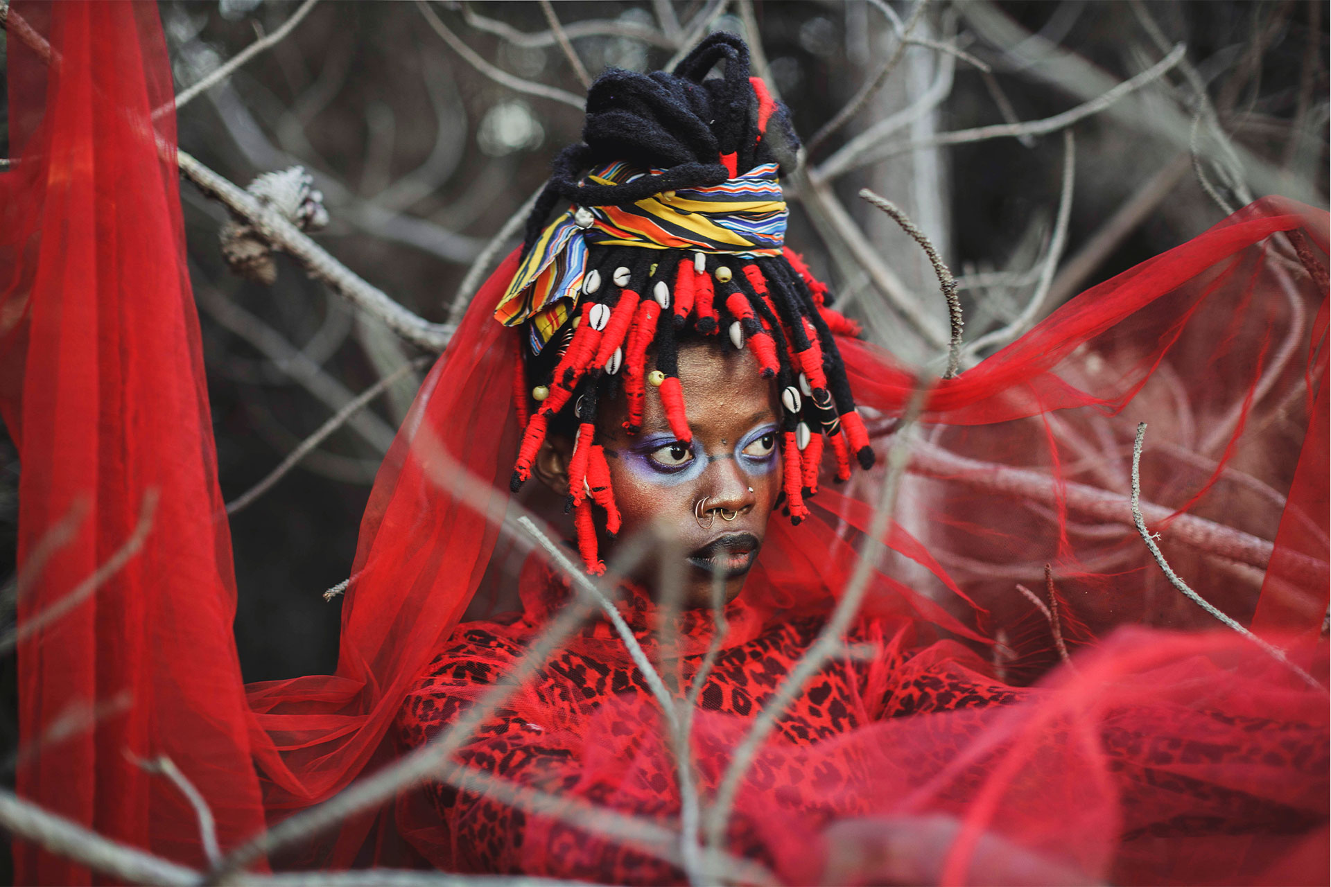 5Cf8cdd94a09be499cdd3114 Jojo Abot 003