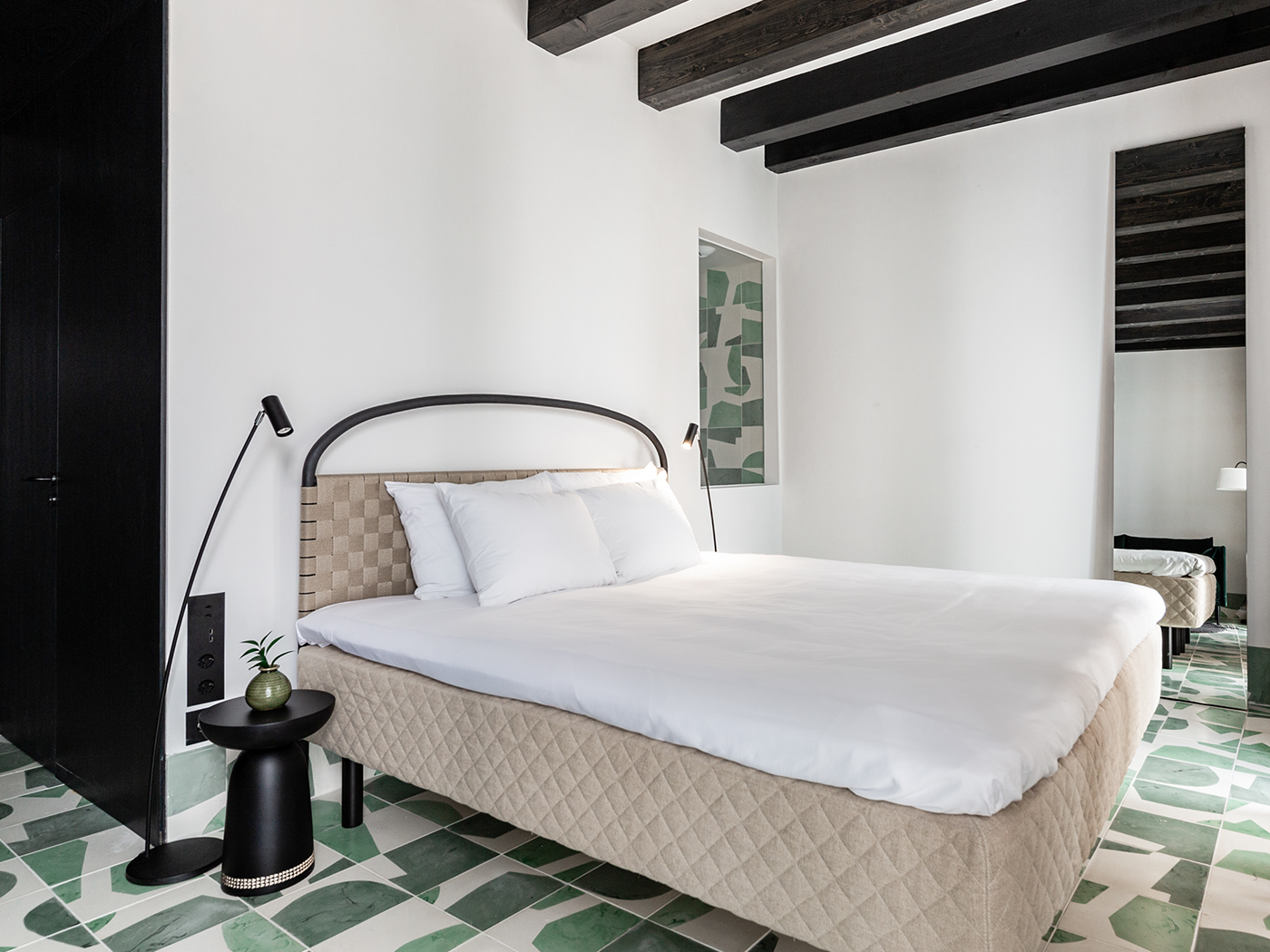 Concepcio By Nobis Superior Attic R 02