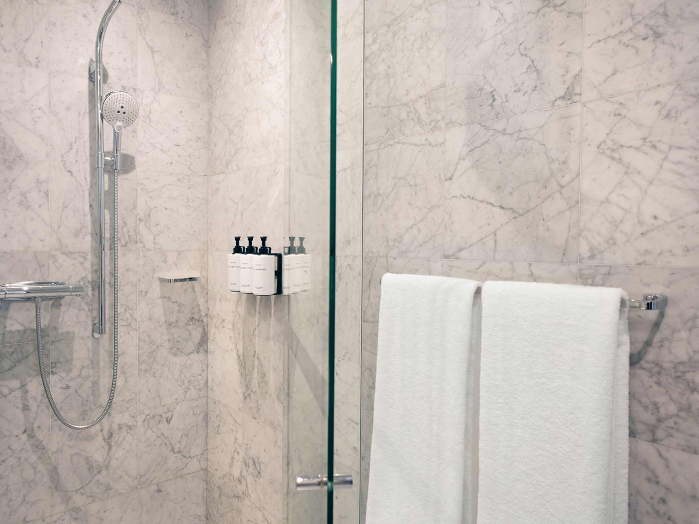 Nobis Stockholm Standard Double R 05