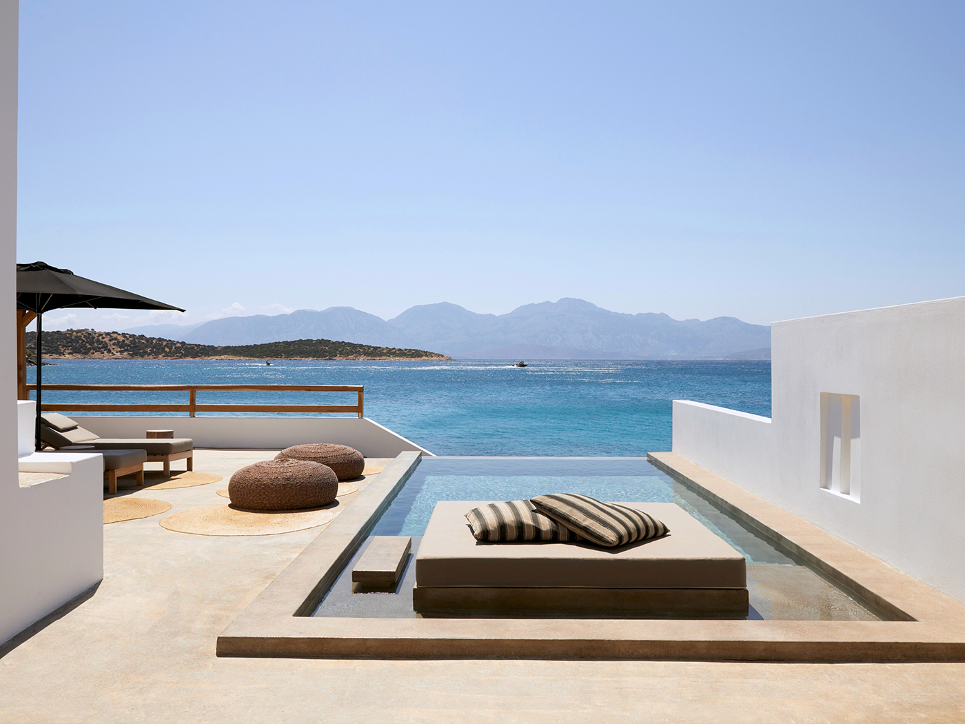 Minos Beach Three Bedroom Waterfront Villa Private Pool V3 R 02