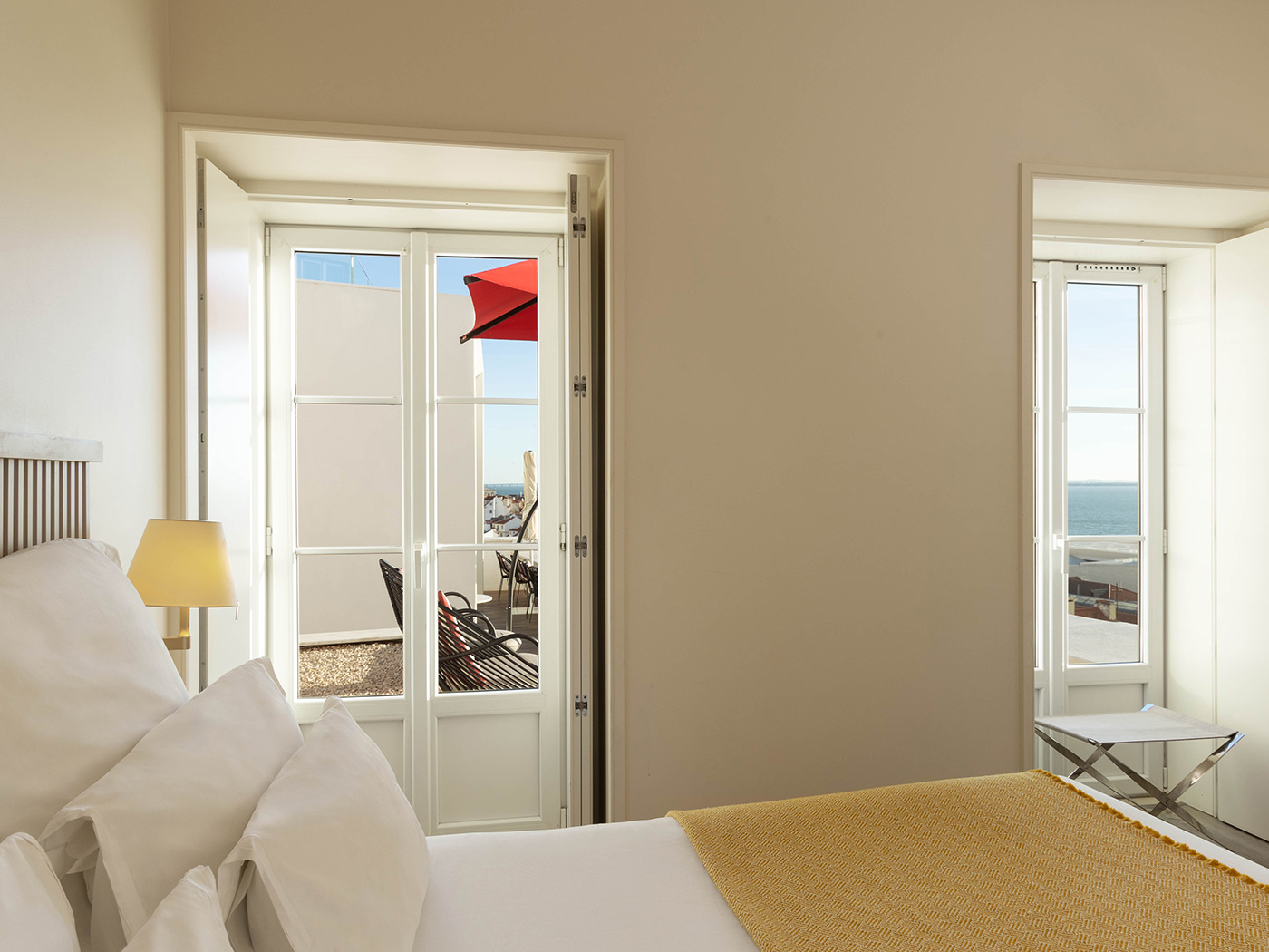Memmo Alfama Terrace Room R 01