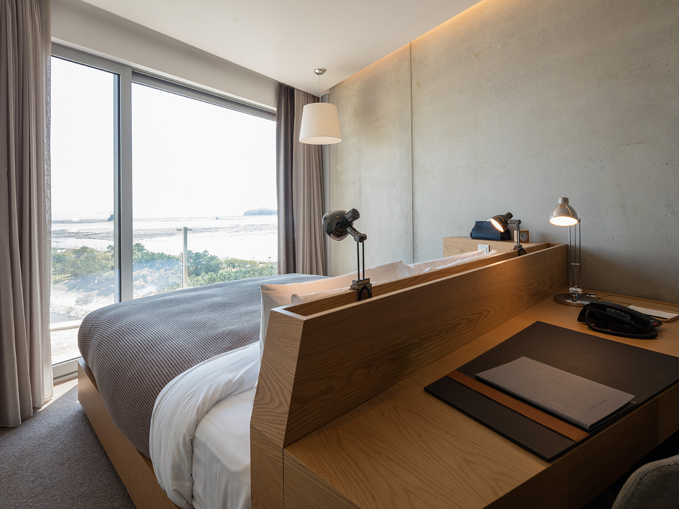 Nest Hotel Deluxe Double Seaside View R V2 01