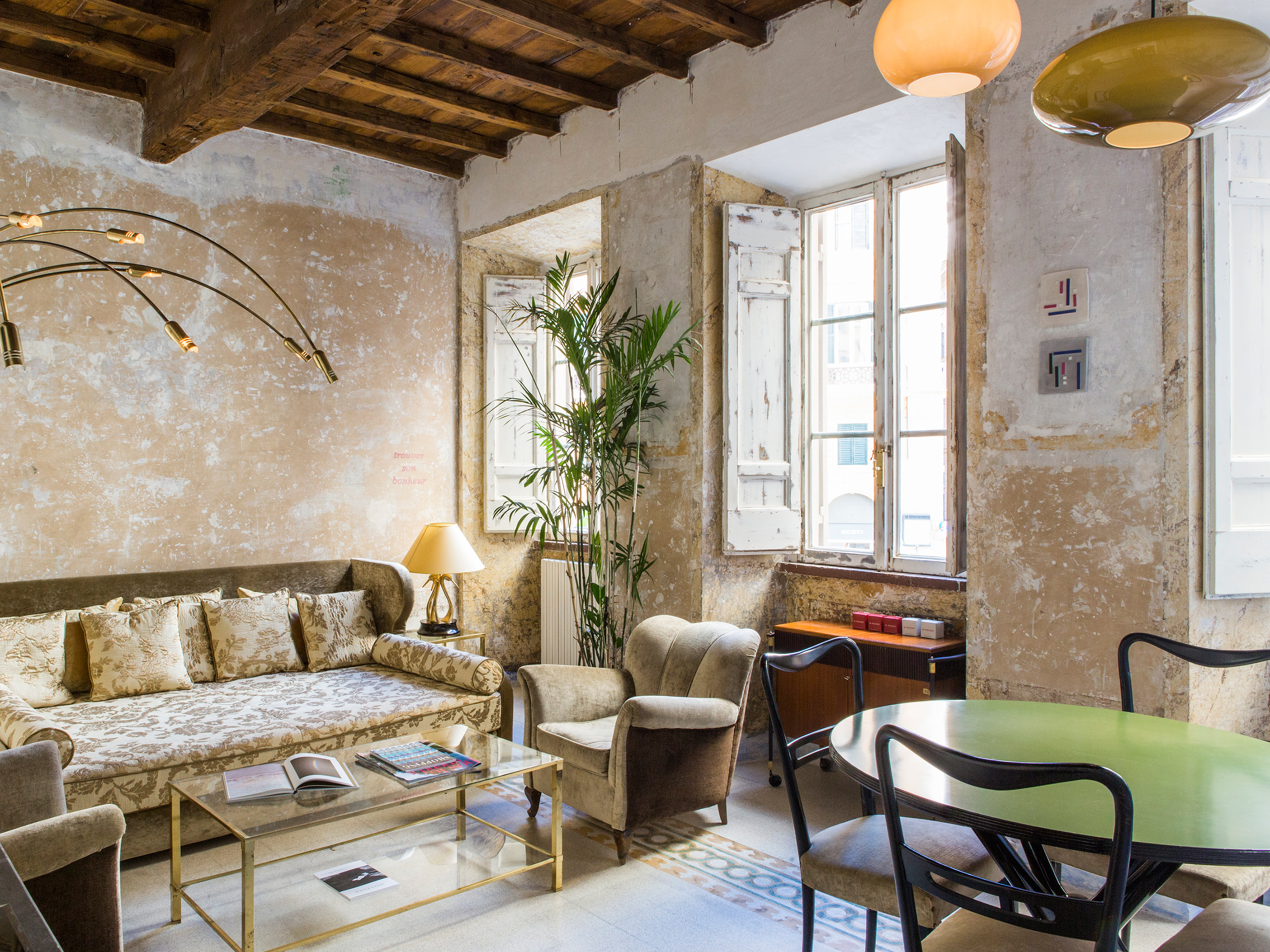 G Rough Pasquino Suite R 4