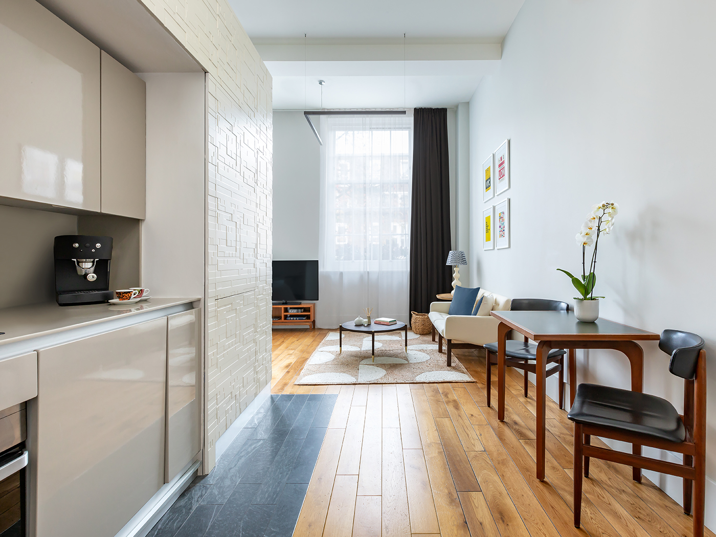 Town Hall Hotel Junior Suite R 01