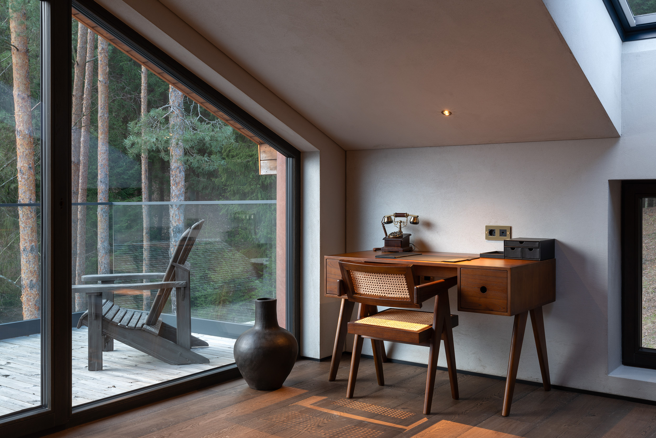 G 12 Esperanza Lake Resort