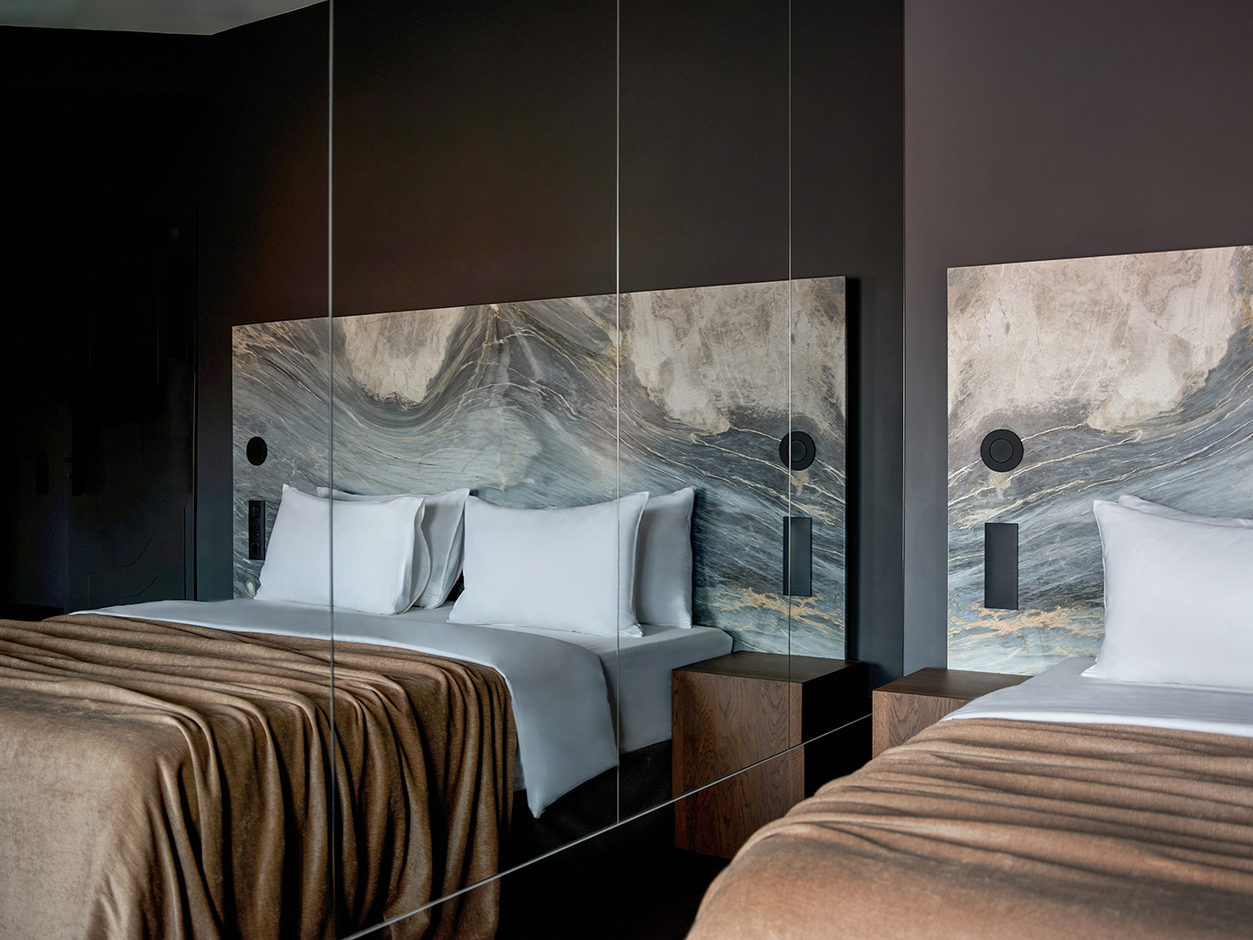 Hotel Reja Deluxe Suite With Terrace V2 R 01