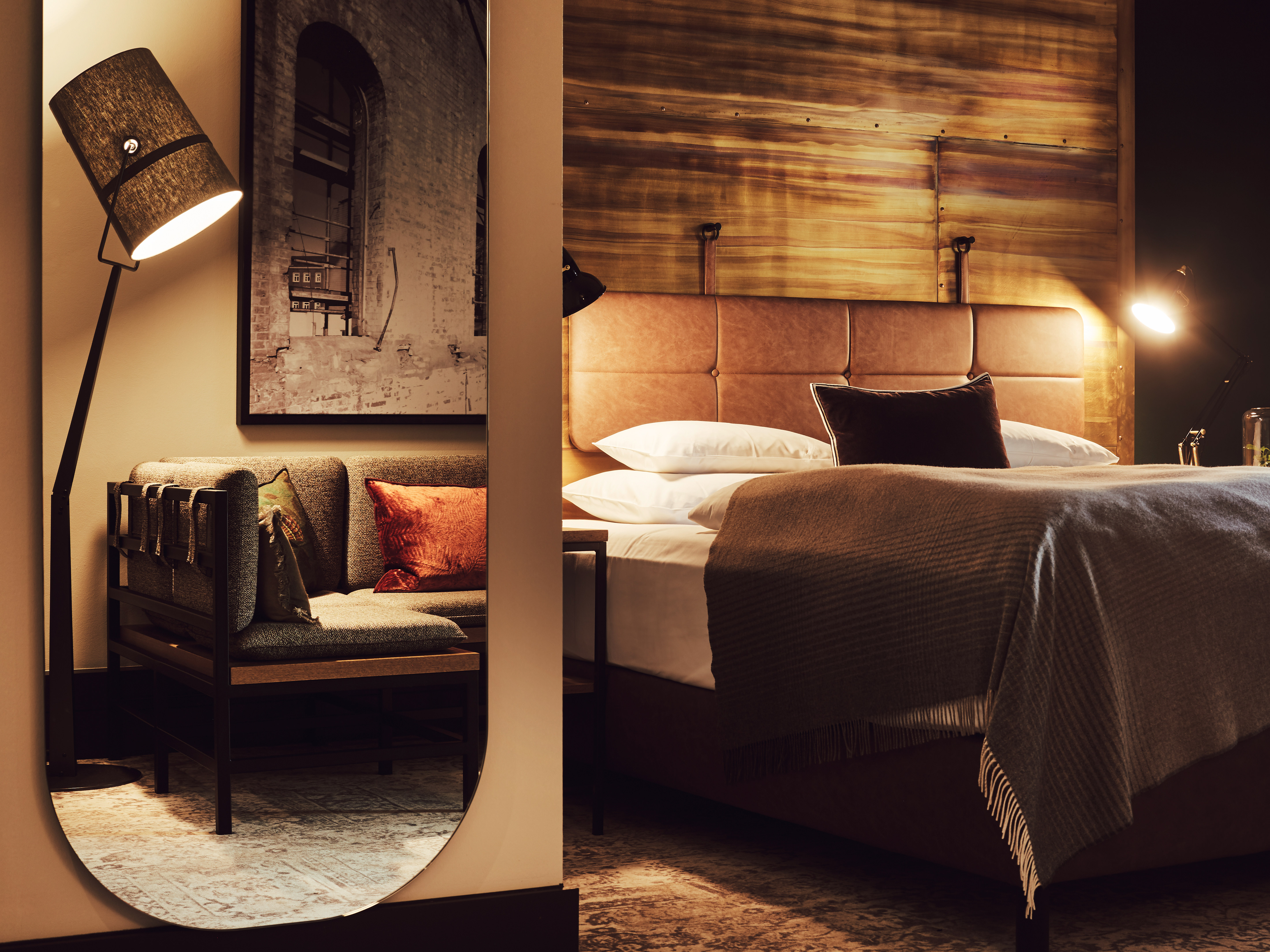 Gastwerk Hotel Hamburg S Loft Atrium R 01