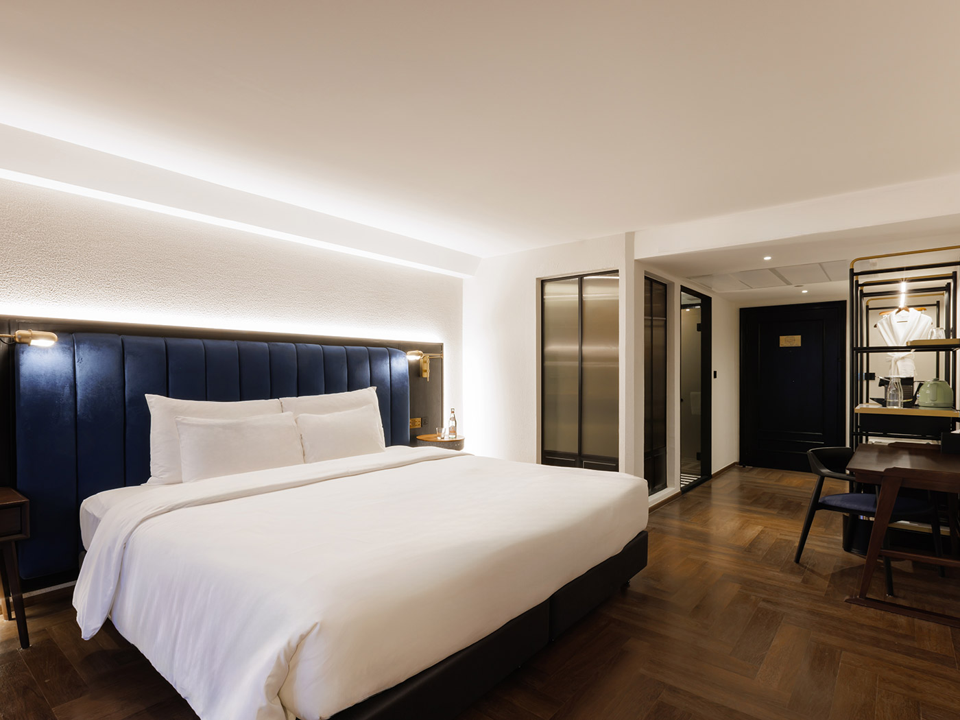 Public House Bangkok Day Dream King R V2 05