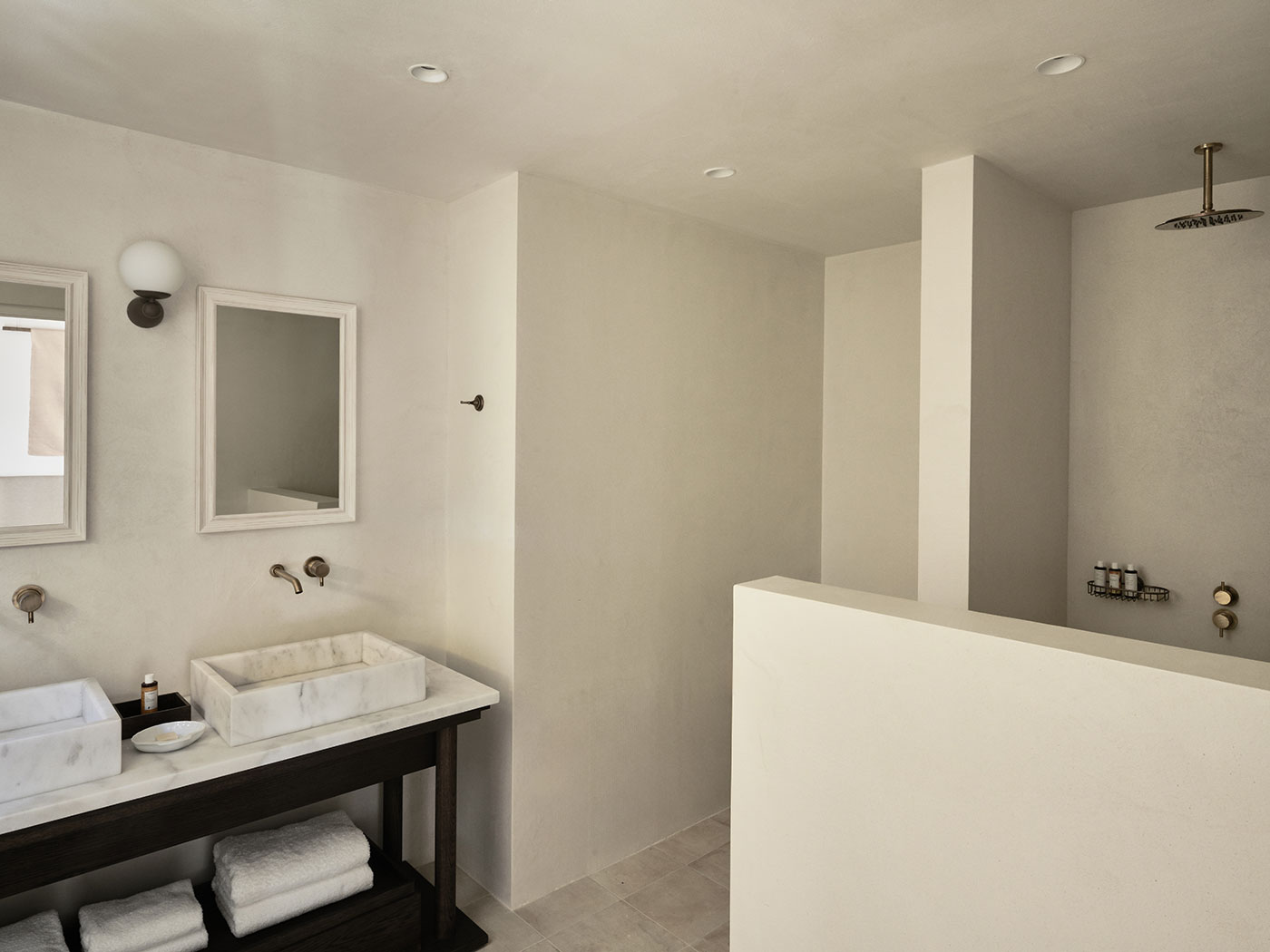 Parilio Iris Suite R 05