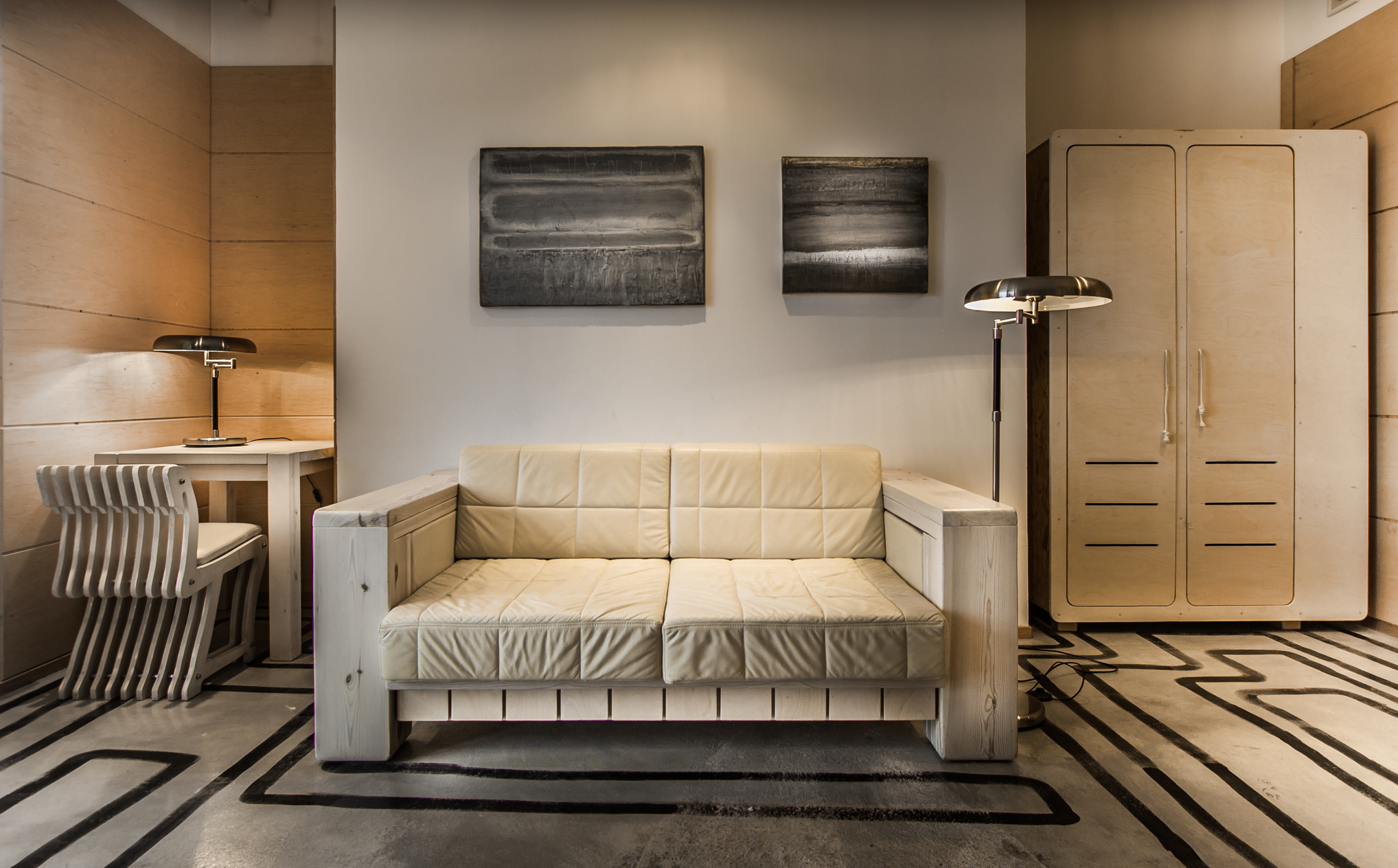 005 Hotel Galery69 Guestroom Furniture