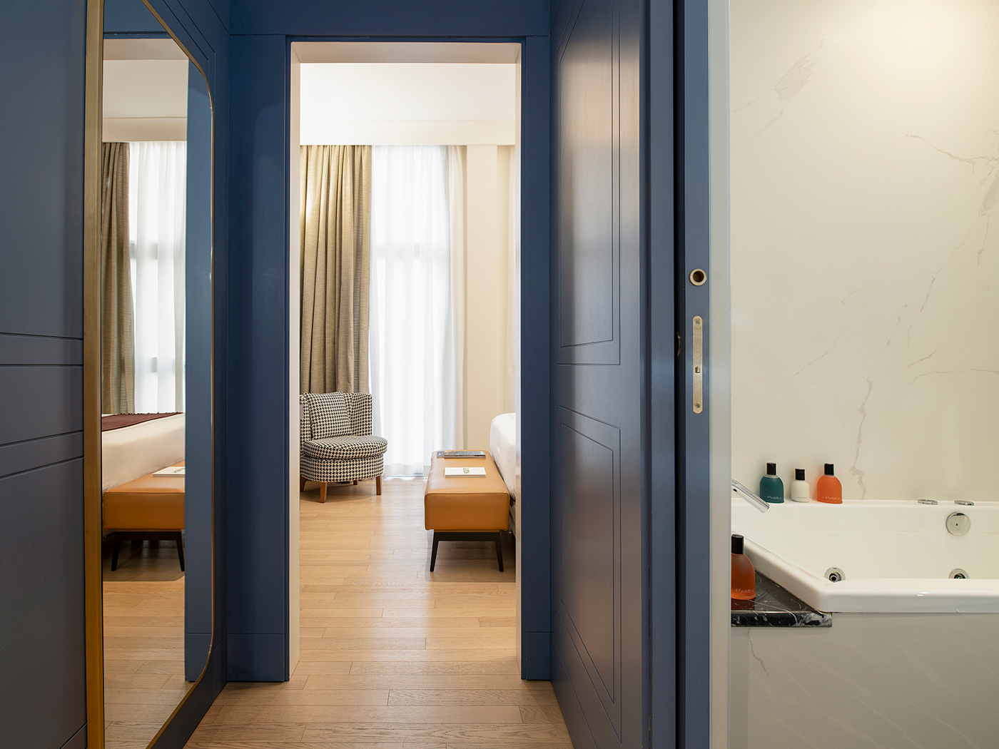 Elizabeth Unique Mansion Suite R 06