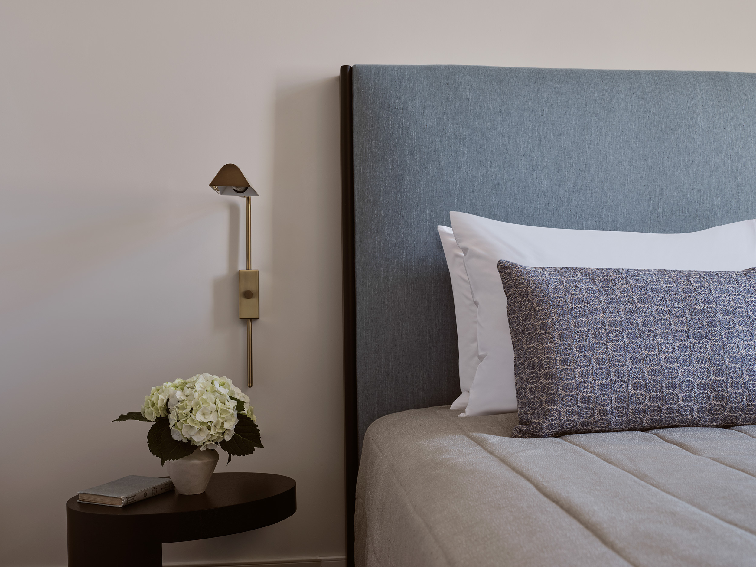 G 12 Amyth Of Nicosia Cyprus