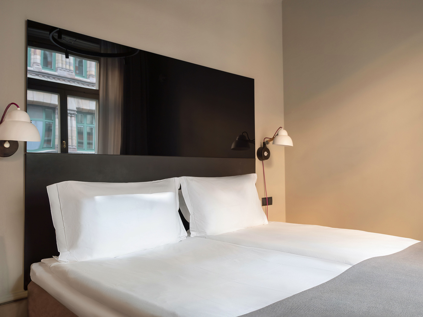 Nobis Stockholm Superior R 03