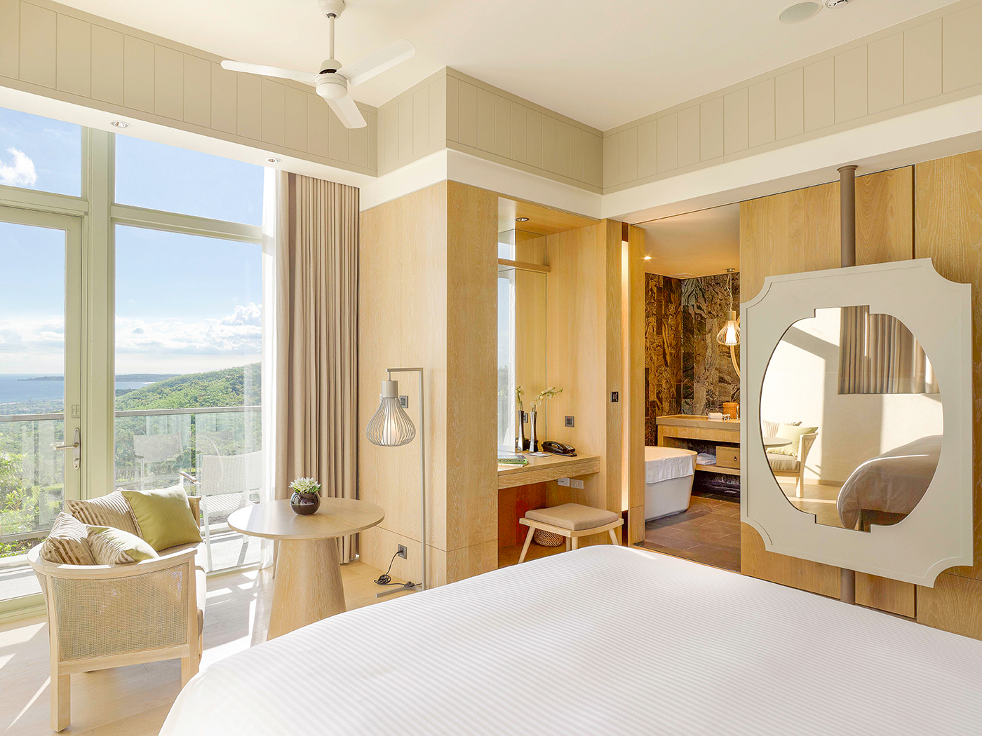 Gloria Manor Deluxe Room V3 R 2