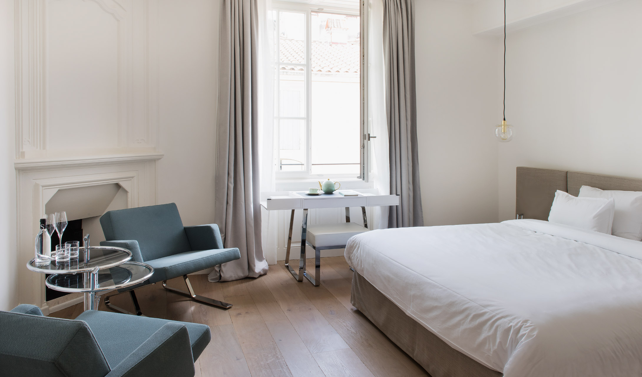 Hotel De Tourrel Bedroom Interior M 08 R