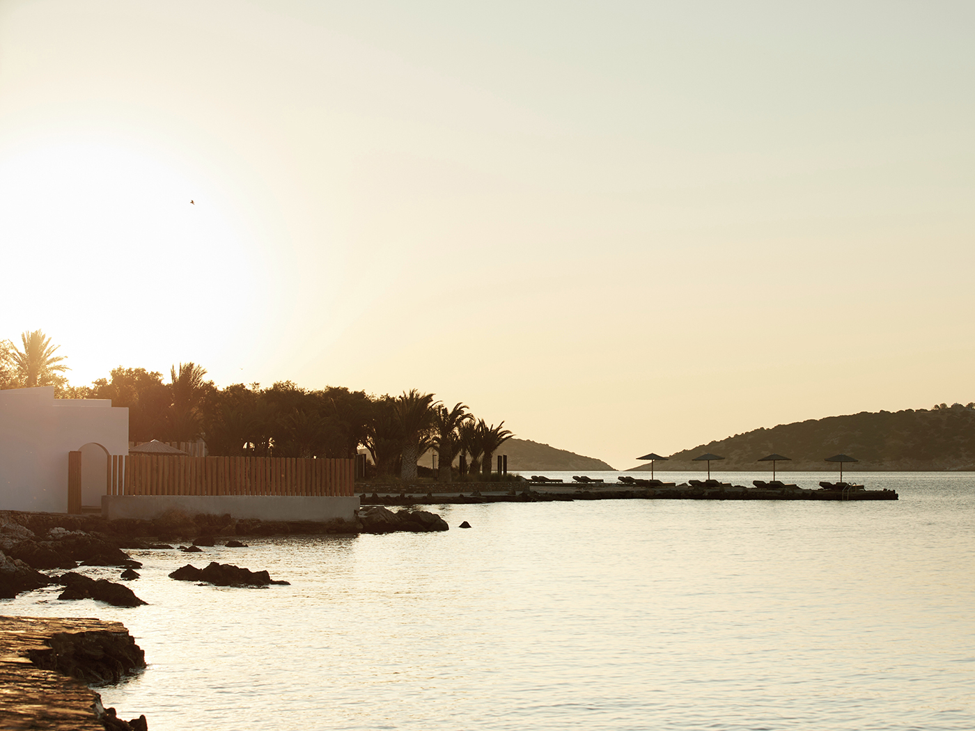 Minos Beach Annex Waterfront Bungalow V4 R 05