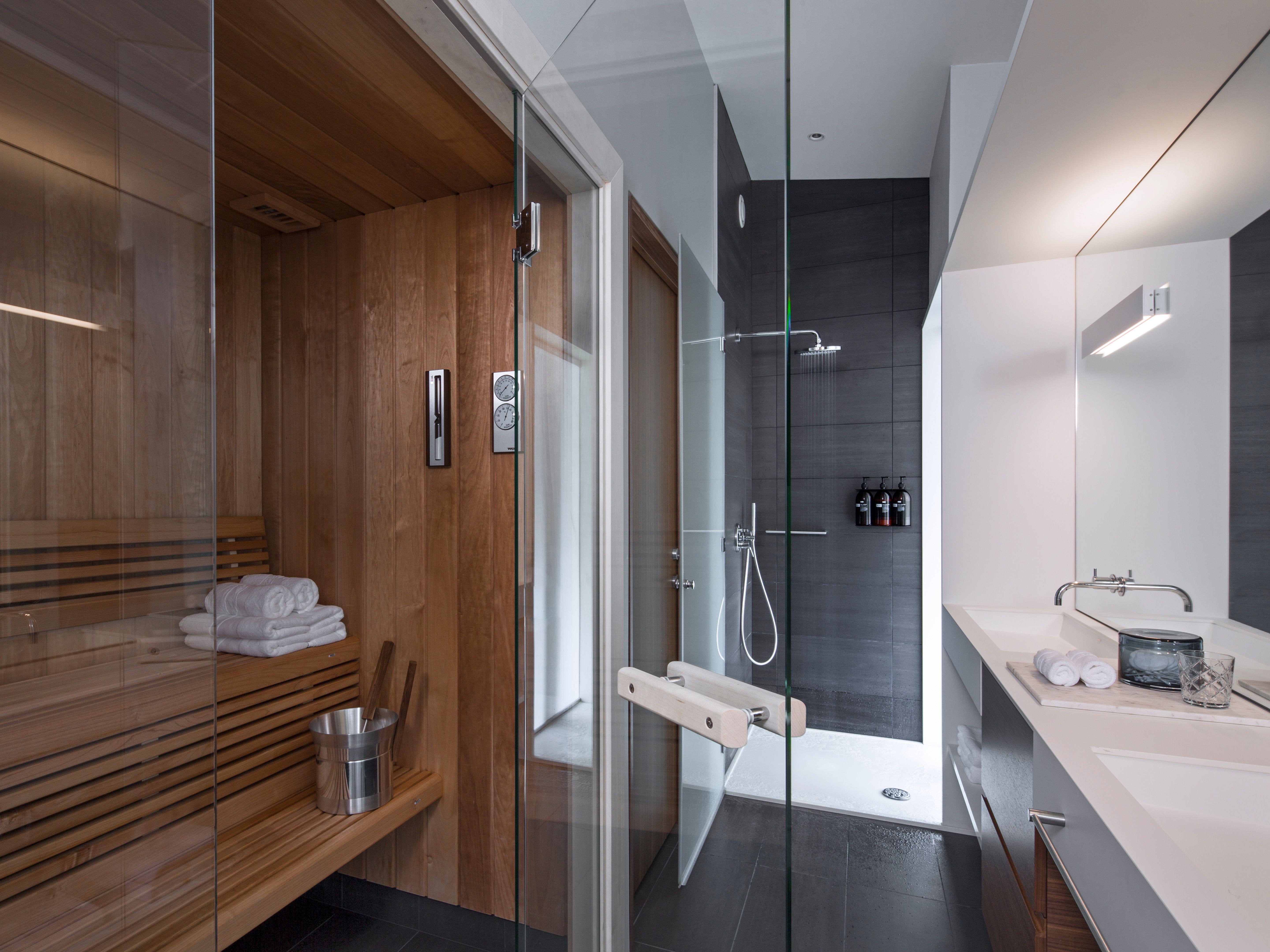 Ion City Hotel Guestroom in Reykjavik