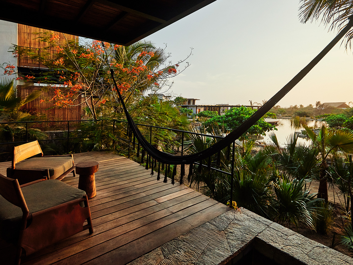 Musa Grand Deluxe Hideaway R 01