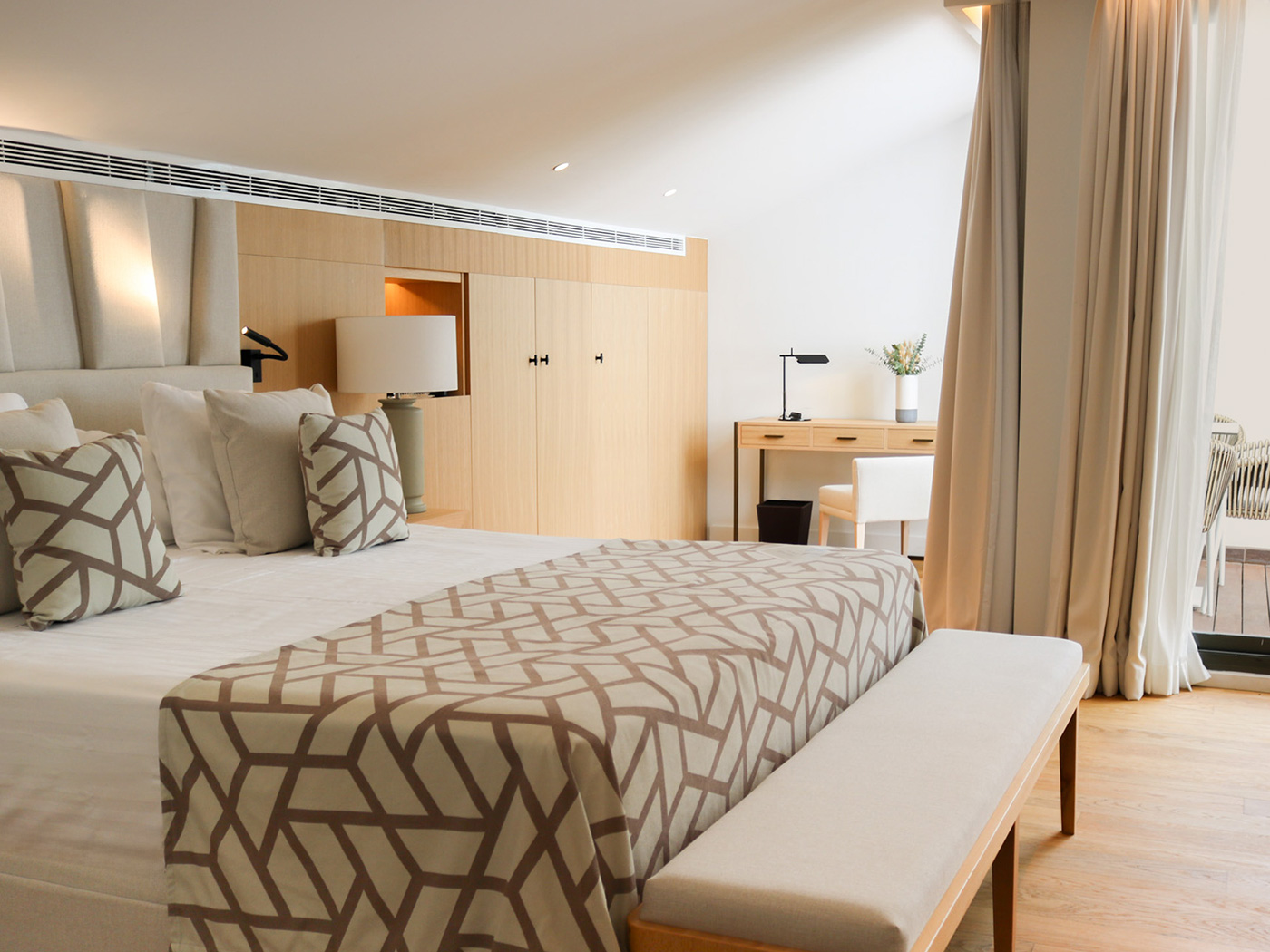 Hospes Palau Mar Deluxe Room R 01