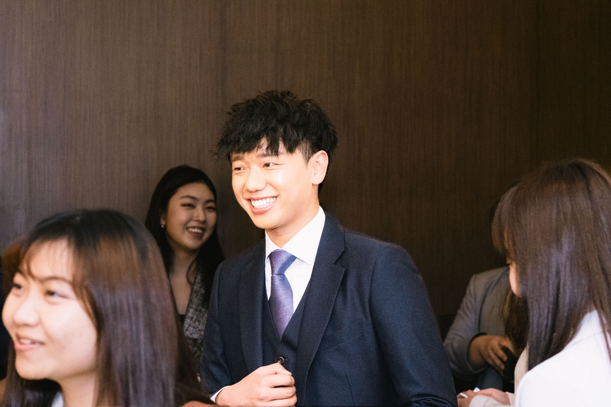 DH SALES24 S Hong Kong Travelpro 04