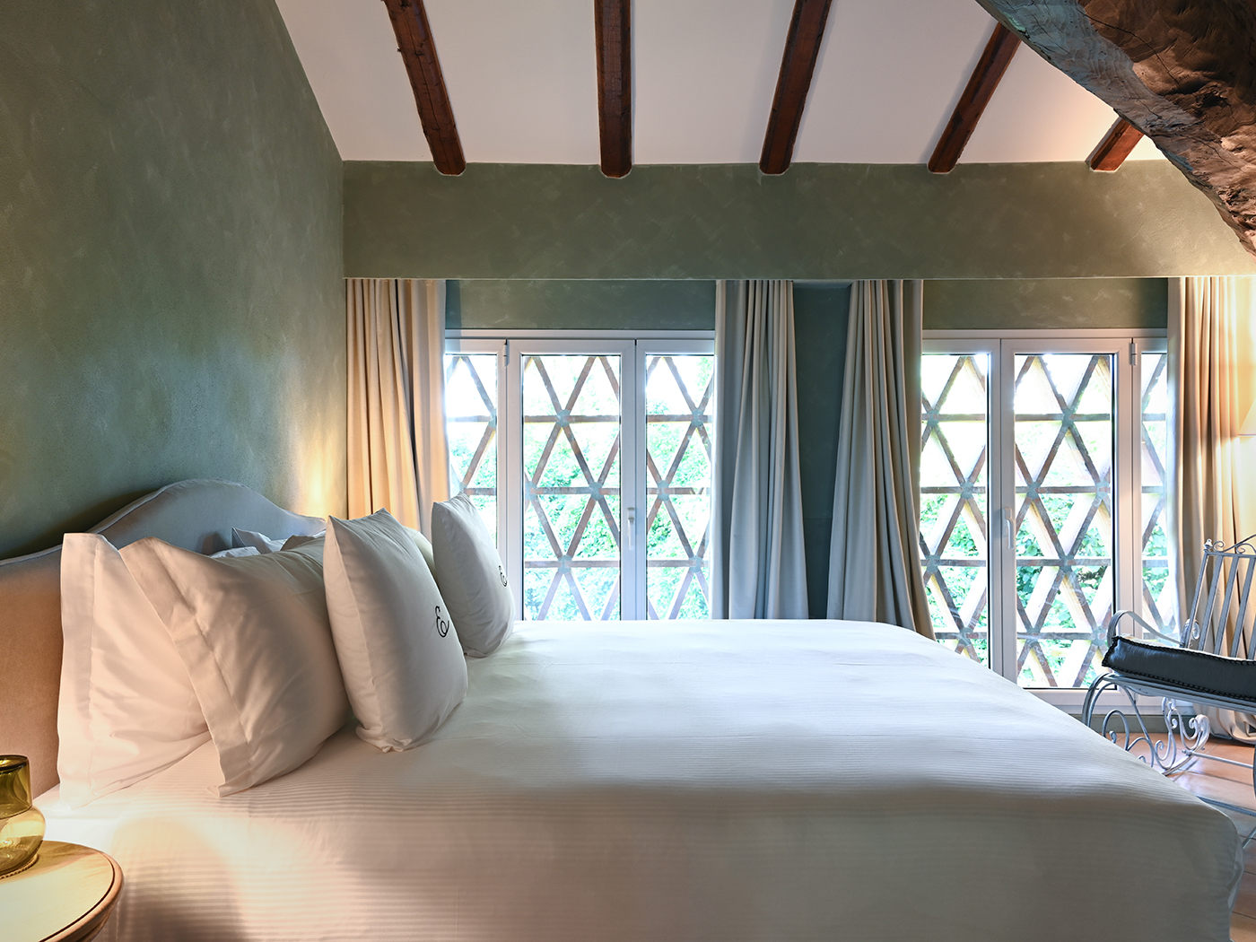 Elizabeth Country House Premium Deluxe R 02