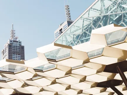 010 Adelphi Hotel Neighbourhood