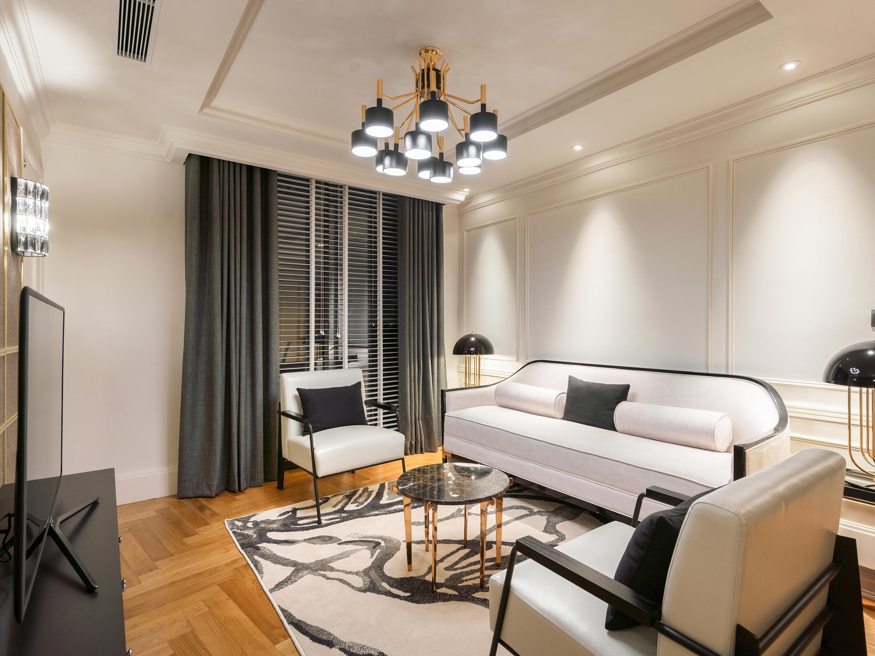 Executive Suite, Bach Suites Saigon