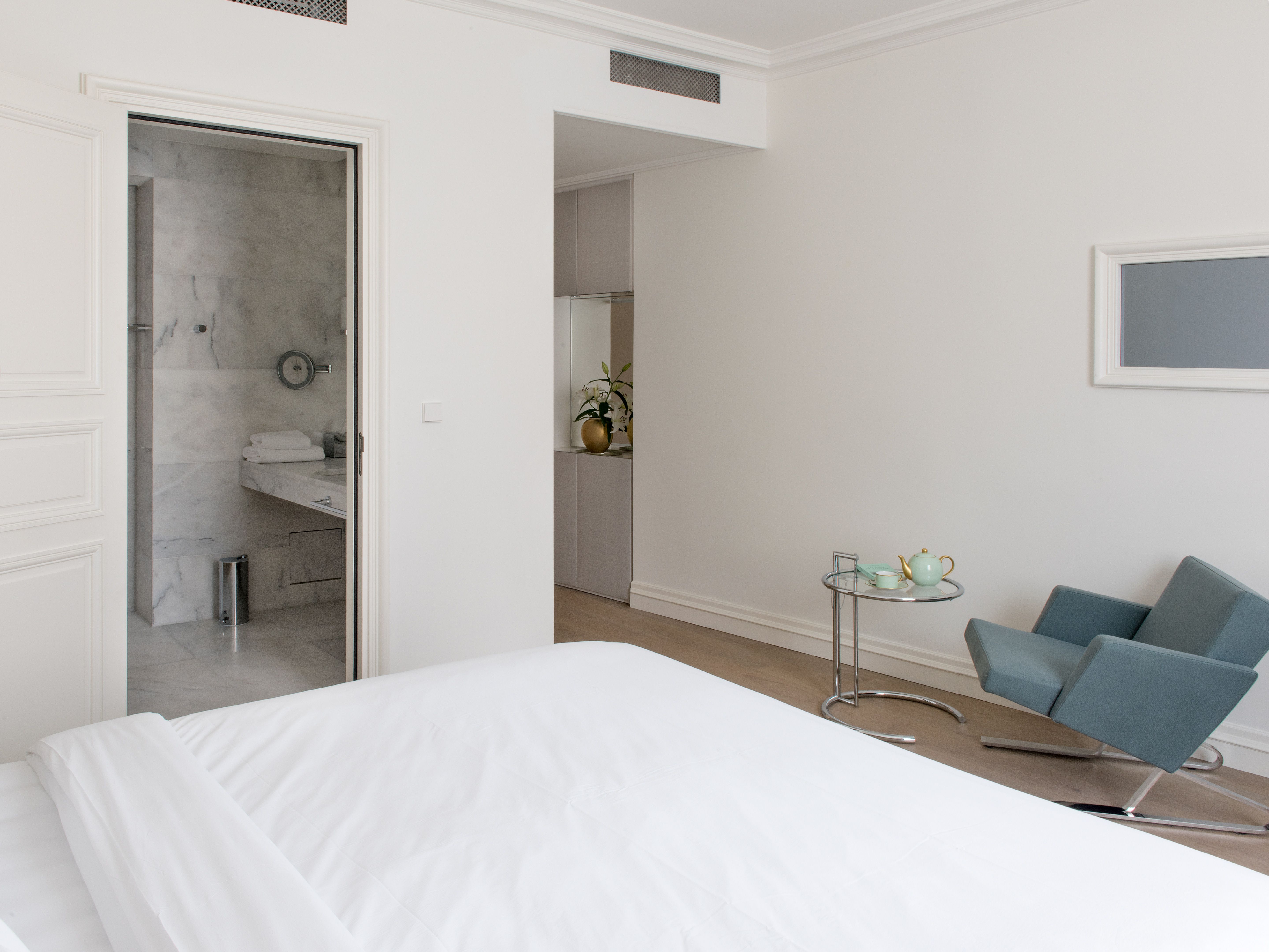 Hotel de Tourrel Objects in Provence