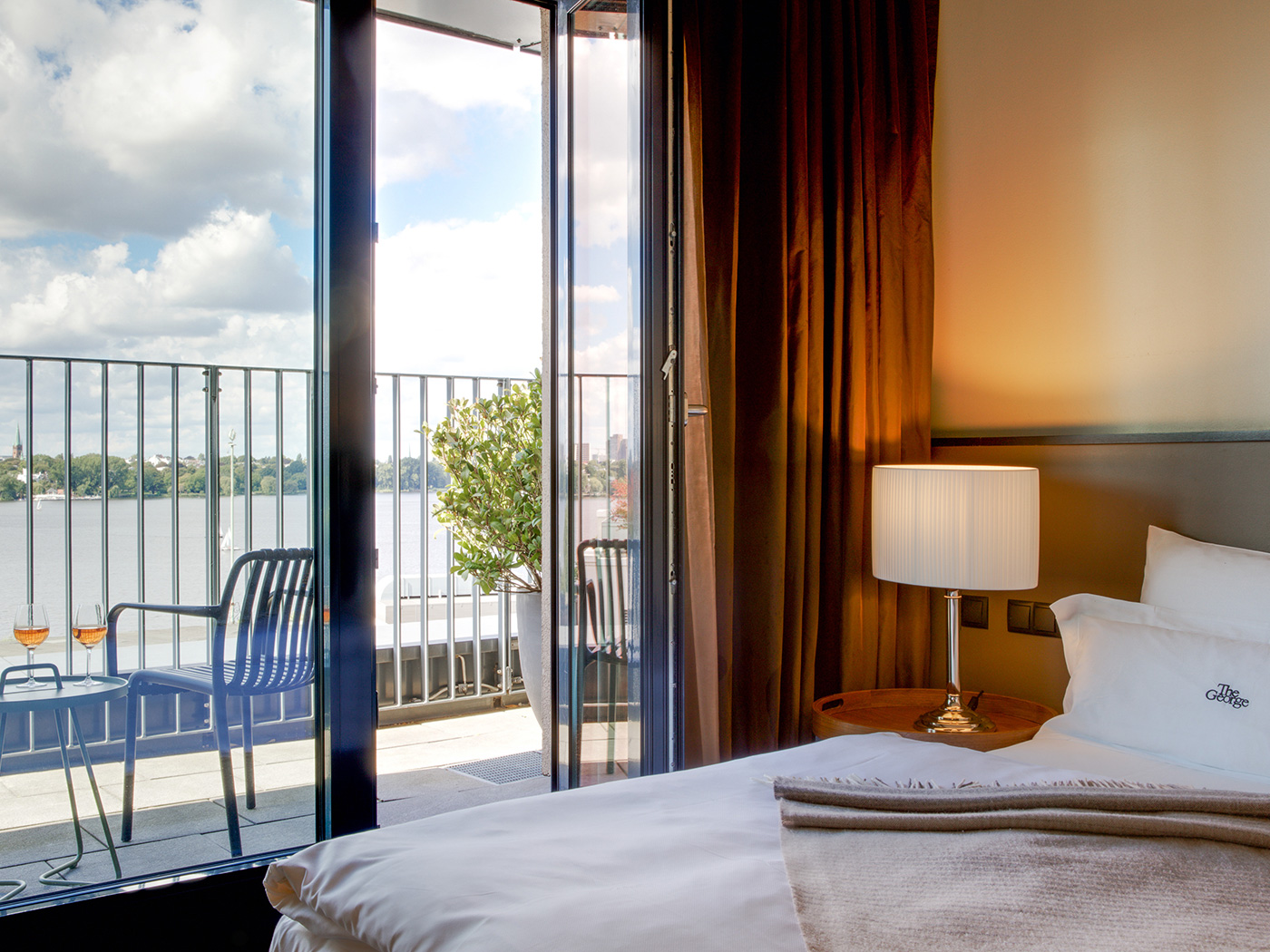 The George SA Room R 03