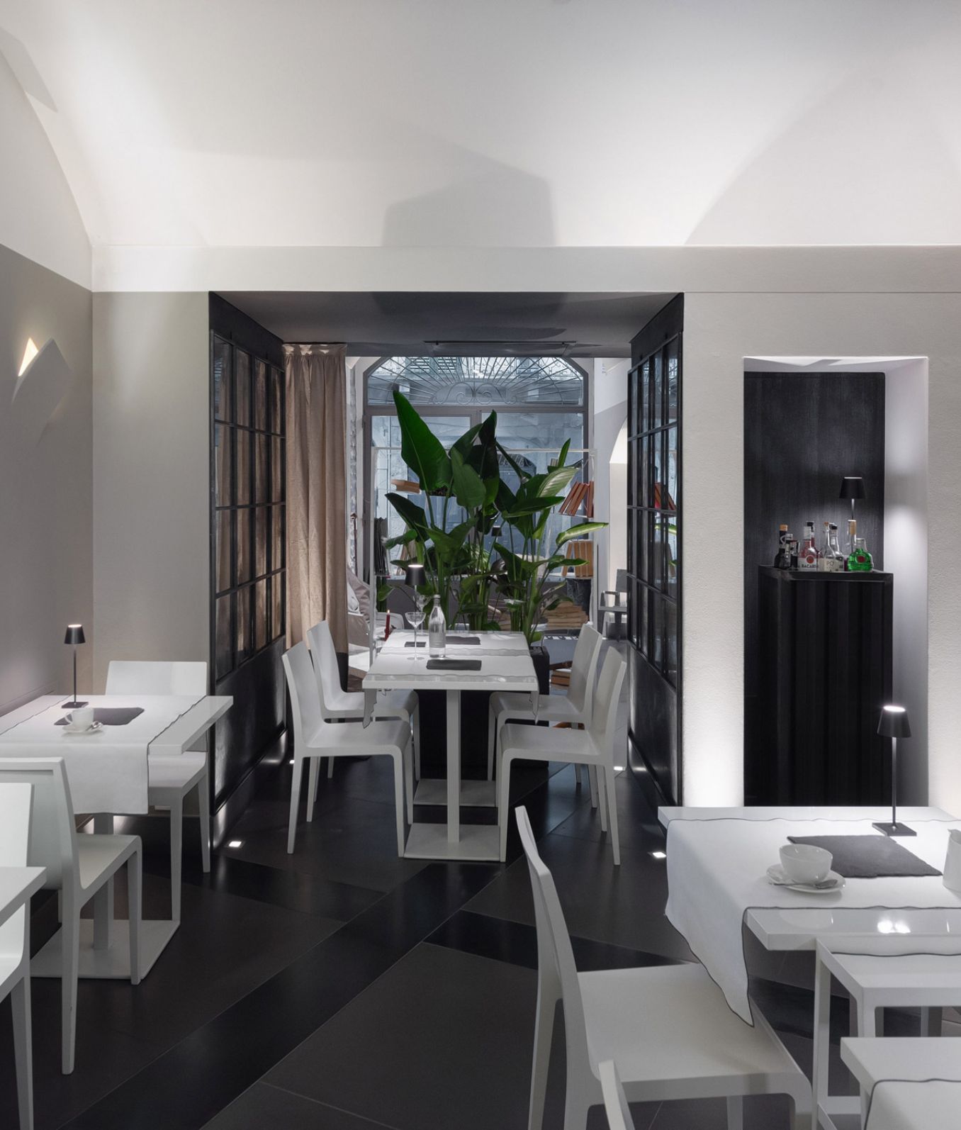 Gombithotel Theme Box 01 Food And Drink