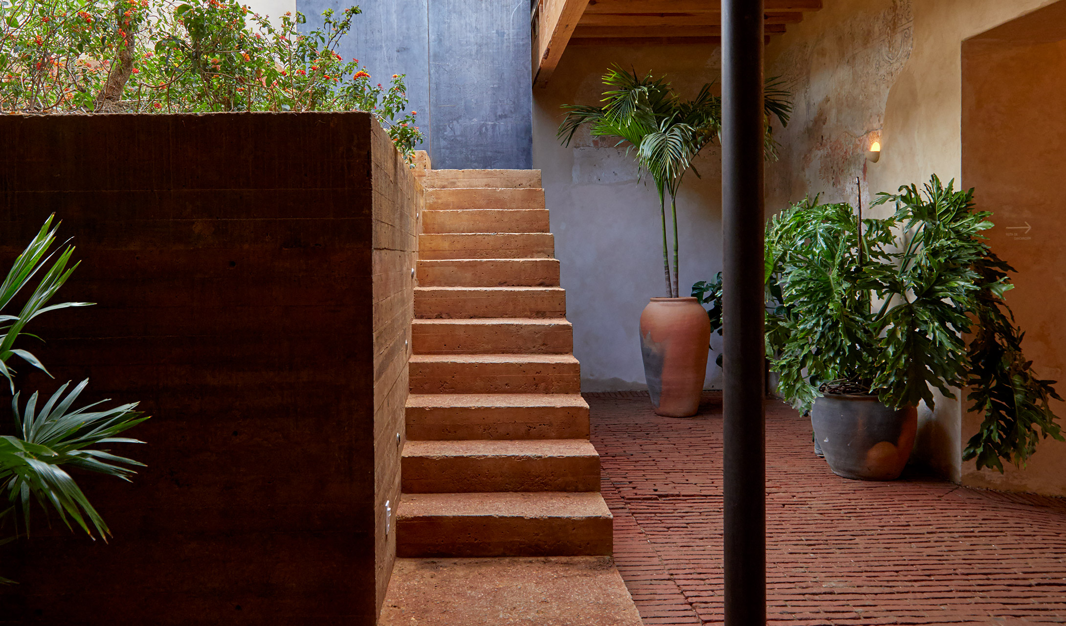 Hotel Escondido Oaxaca Exterior Staircase M 01 R