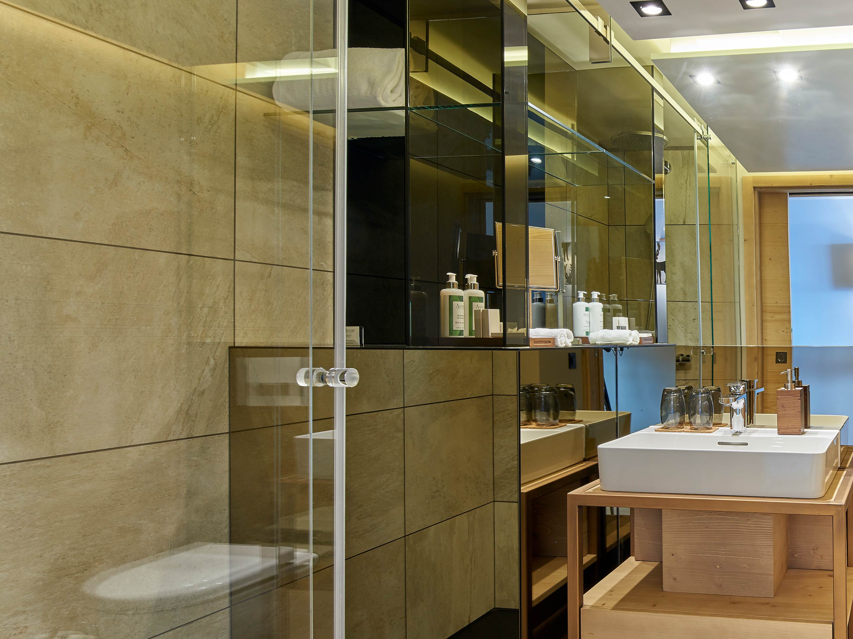 Chandolin Boutique Hotel Bathroom Suite in Chandolin