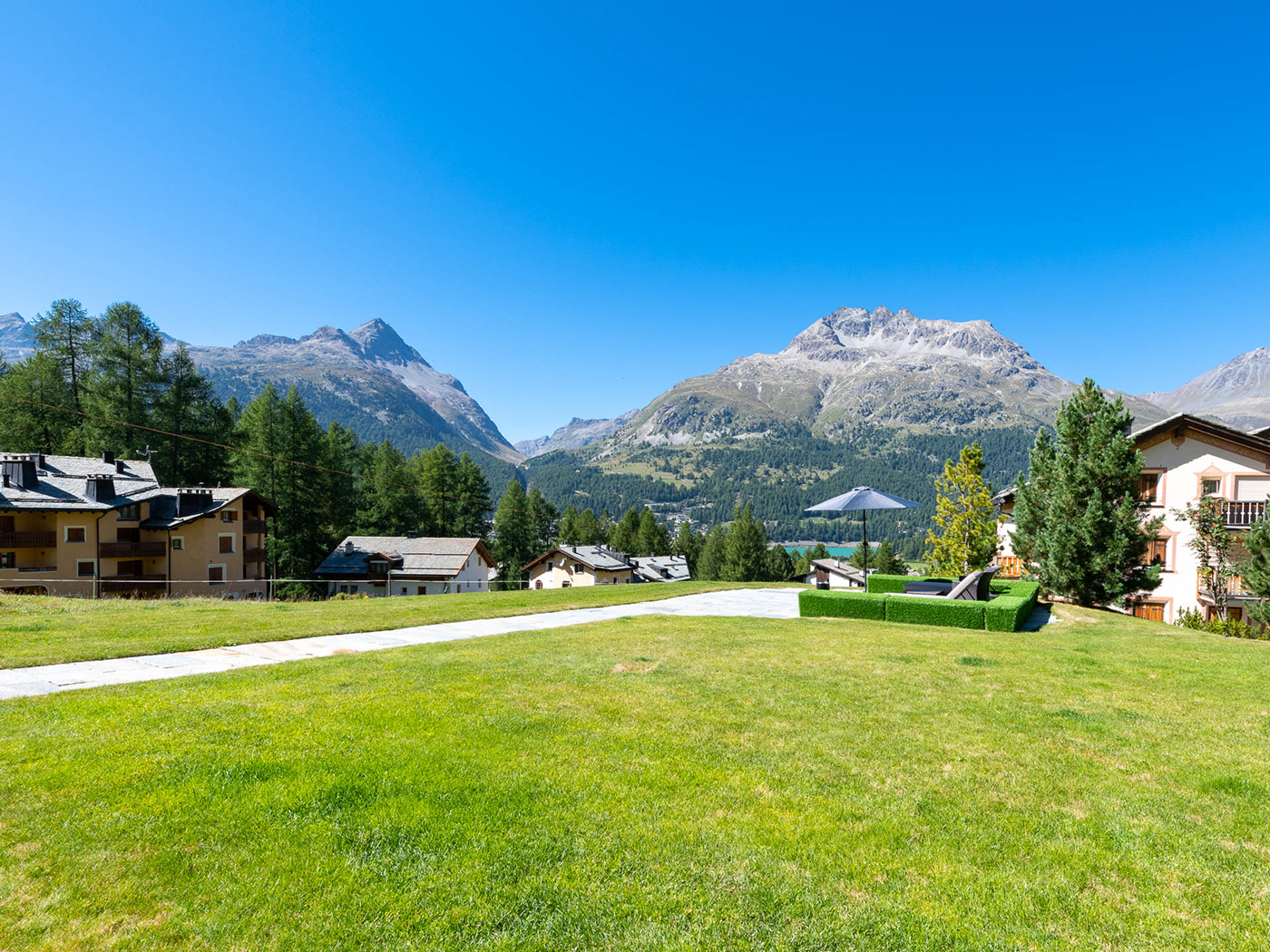 Nira Alpina Garden Room Summer V2 R 06