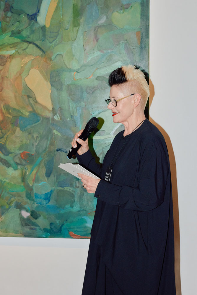 DH SALES24 S Melbourne Travelpro 18