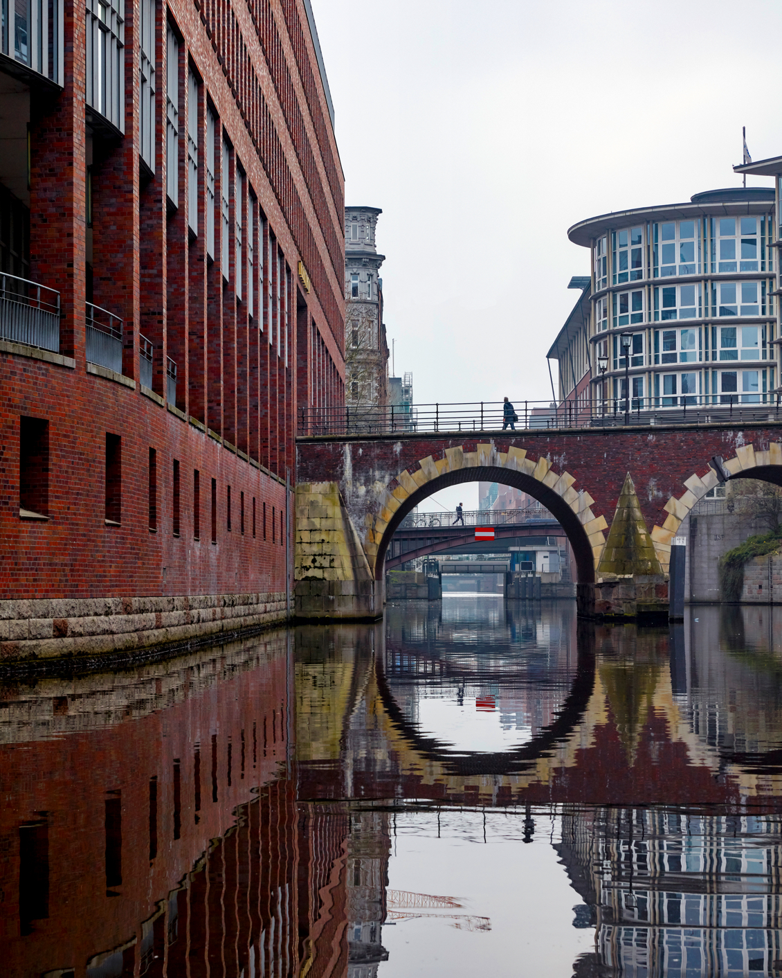 02 MBO Tortue Hamburg Canal View