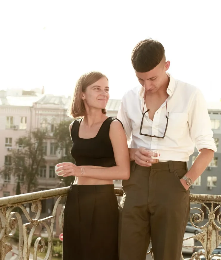 02 MBO Bursa Vasily Grogol Kristina Skripka Home Balcony Coffee