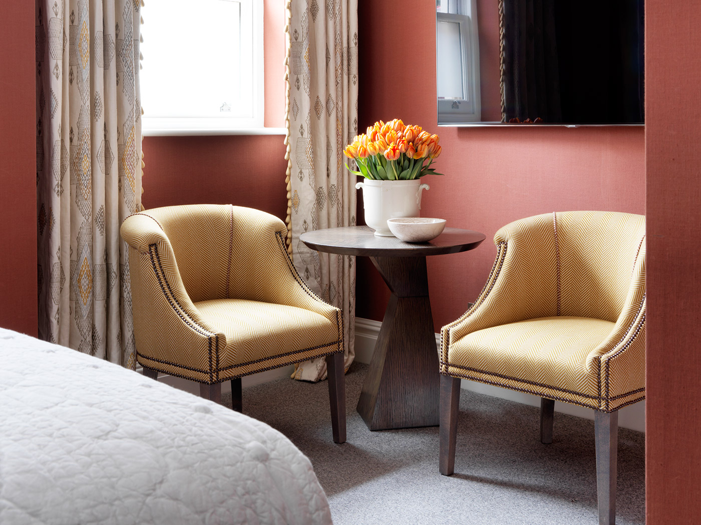 Knightsbridge Hotel Superior Room R 02