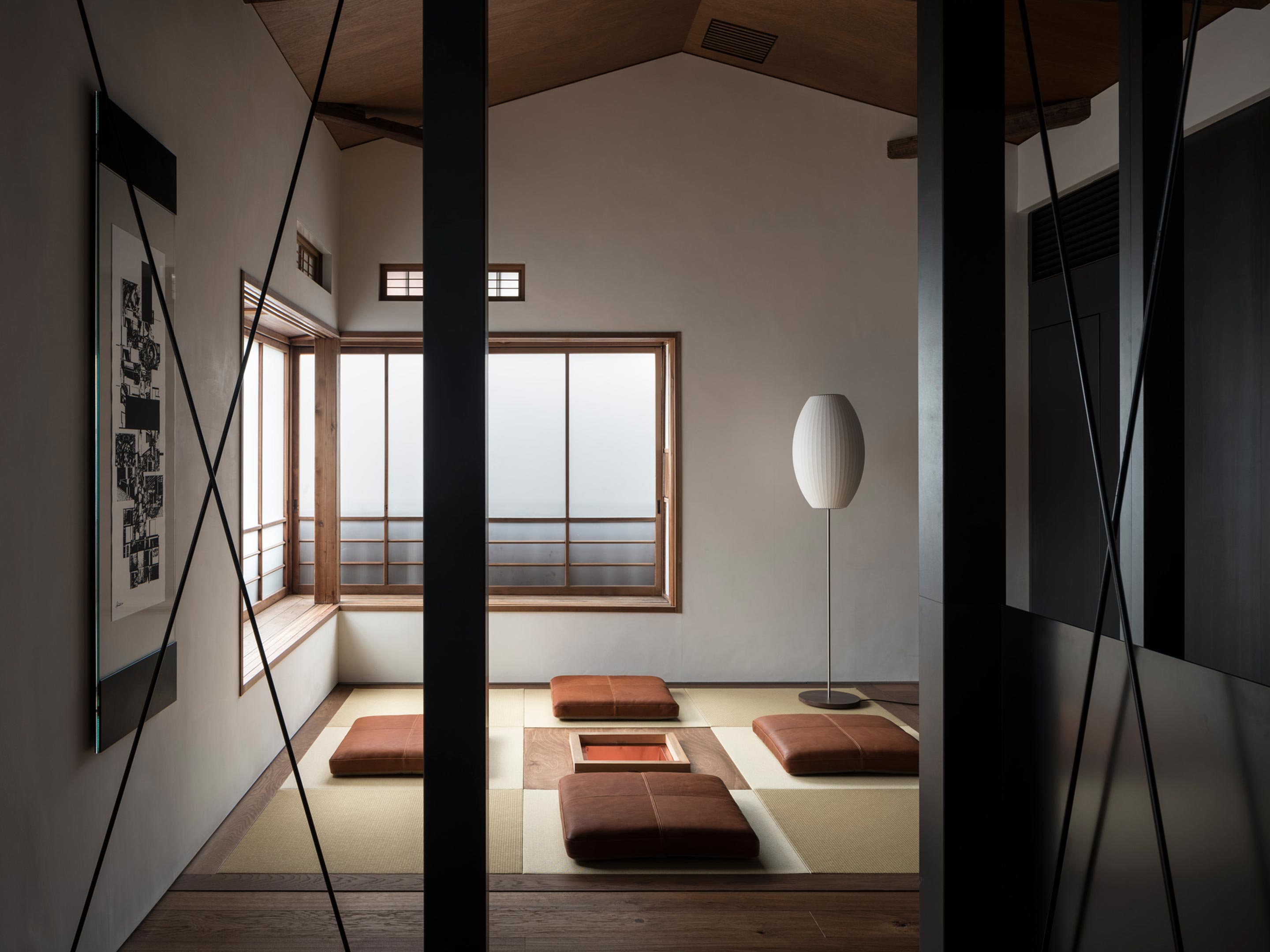 Trunk House, room design in Tokyo 