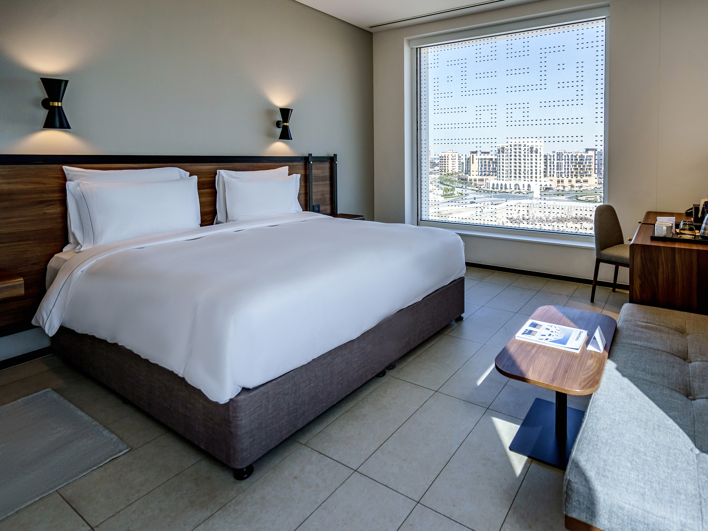 Form Hotel Dubai Plus V2 R 4