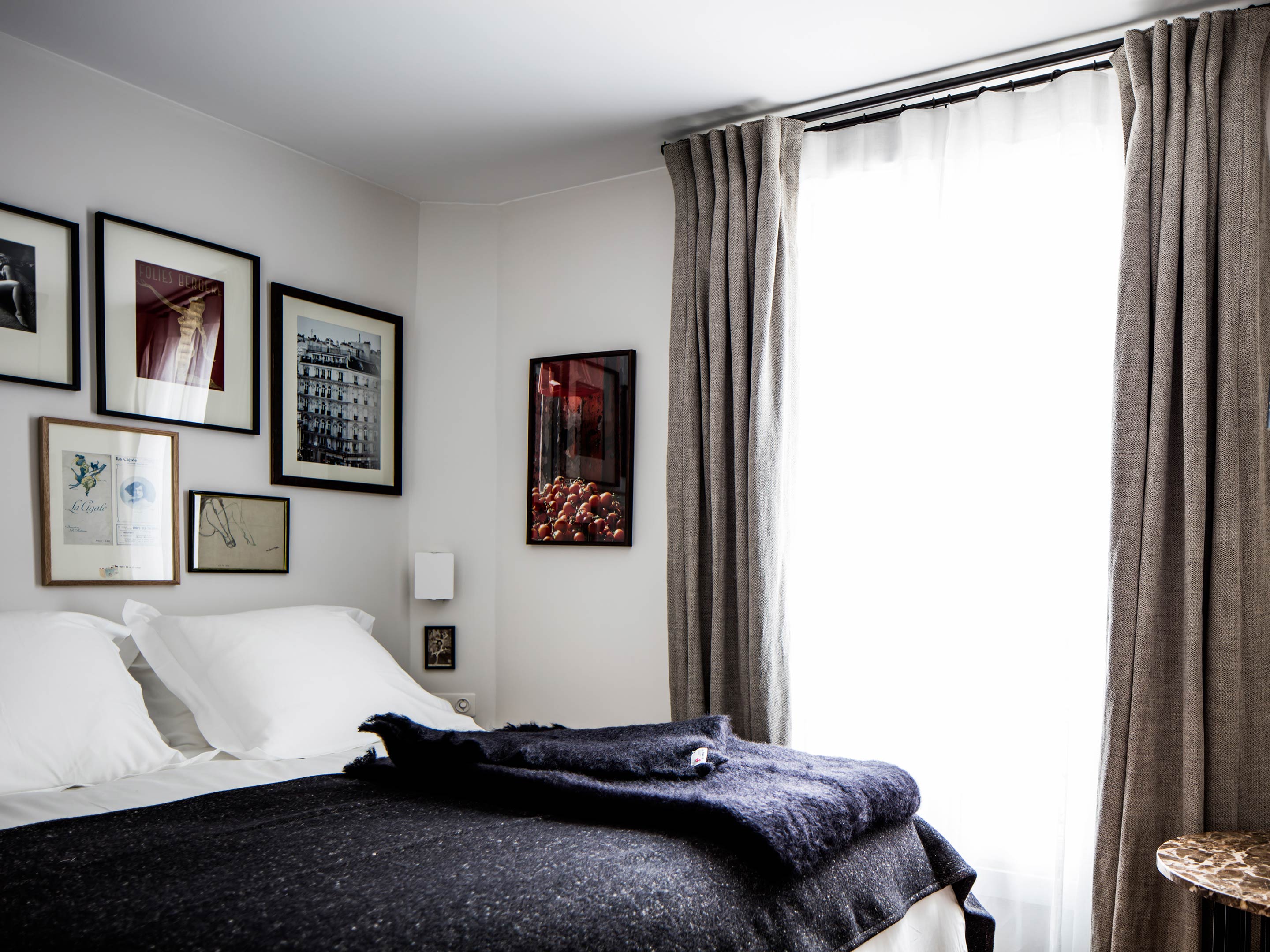 Le Pigalle Room 15 R 3