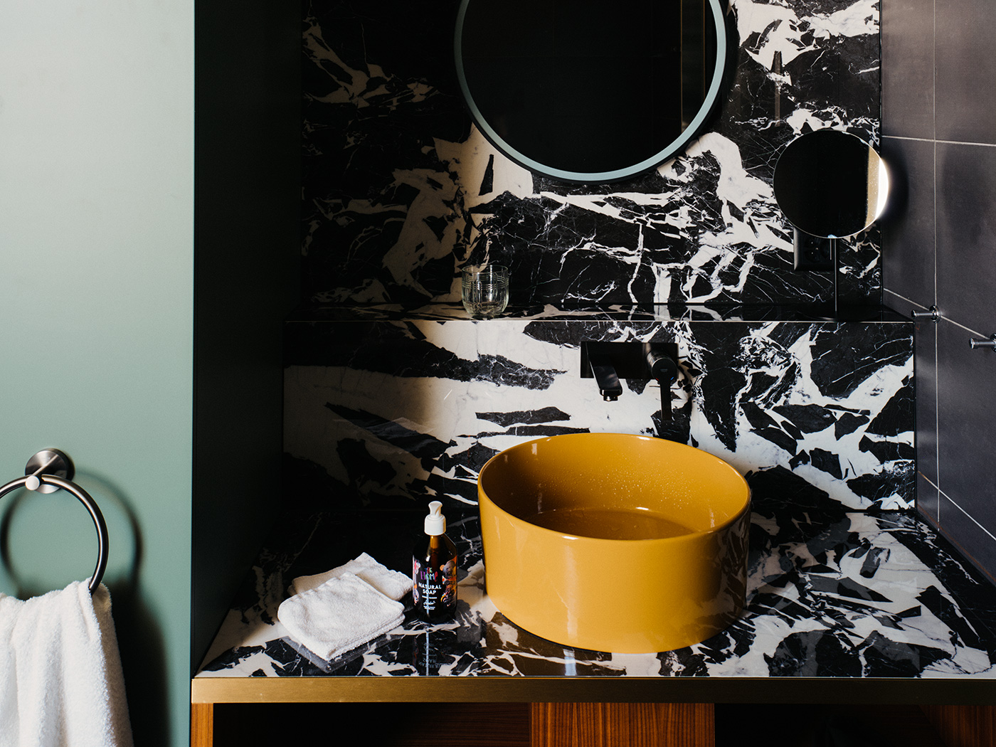 The Home Superior Signature R 08